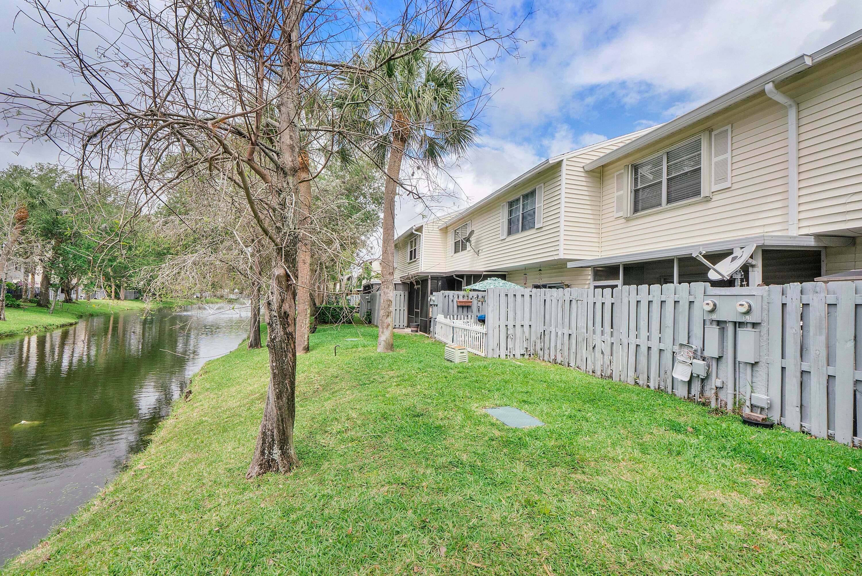 185 SW 3rd Street, Pompano Beach, FL 33060 — photo 35 of 77
