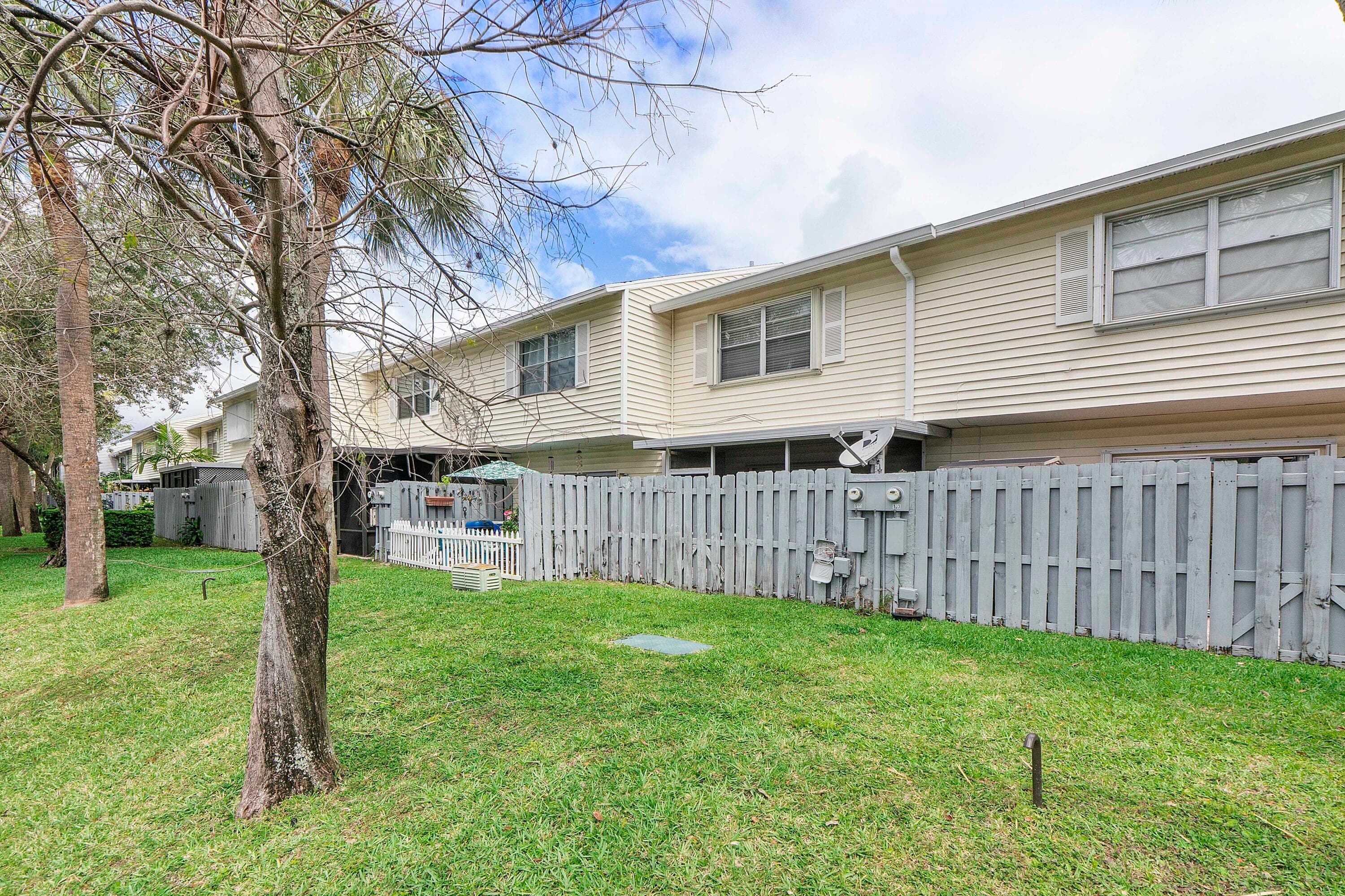 185 SW 3rd Street, Pompano Beach, FL 33060 — photo 20 of 77