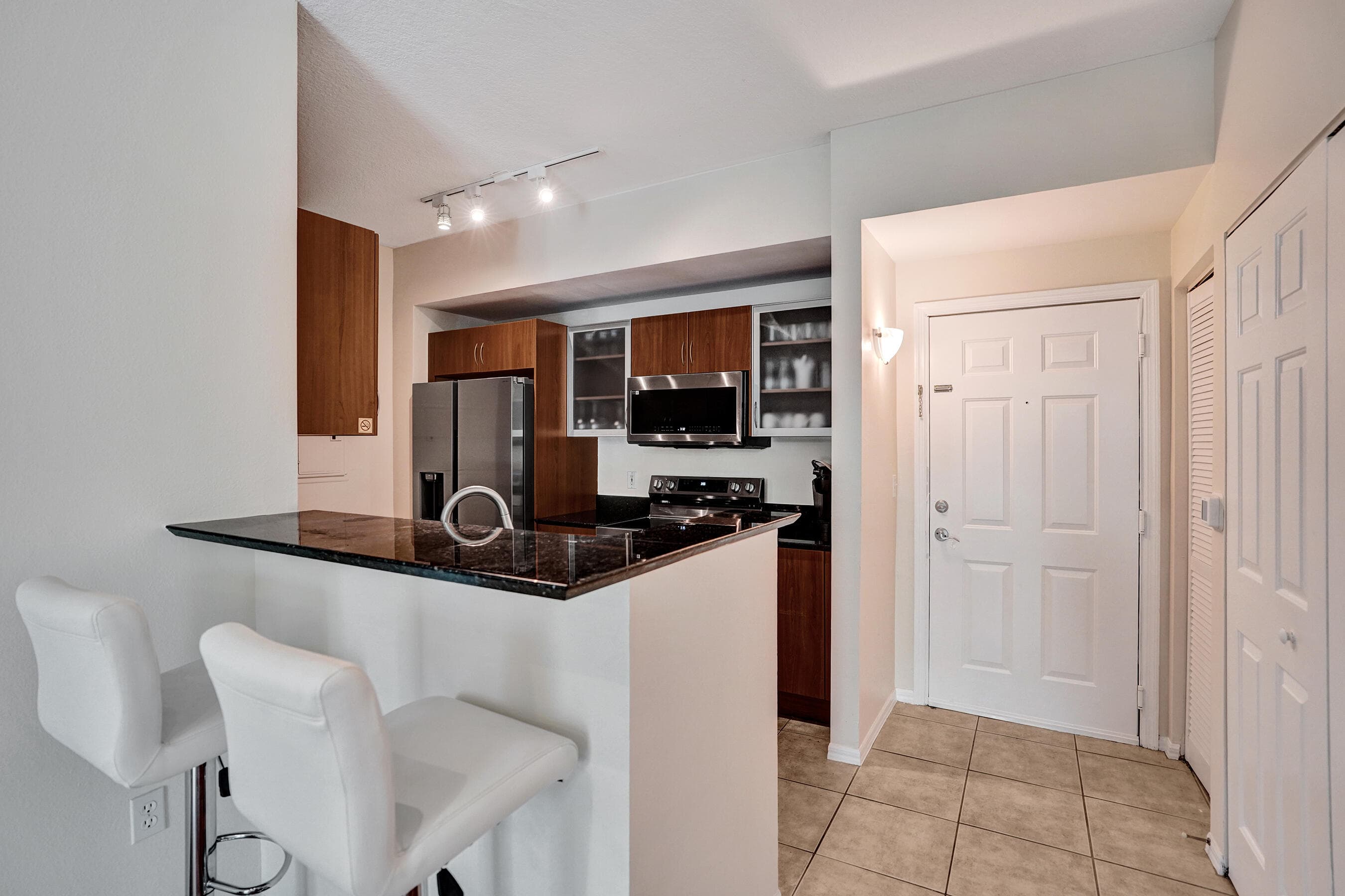 804 E Windward Way 521, Lantana, FL 33462 — photo 18 of 42