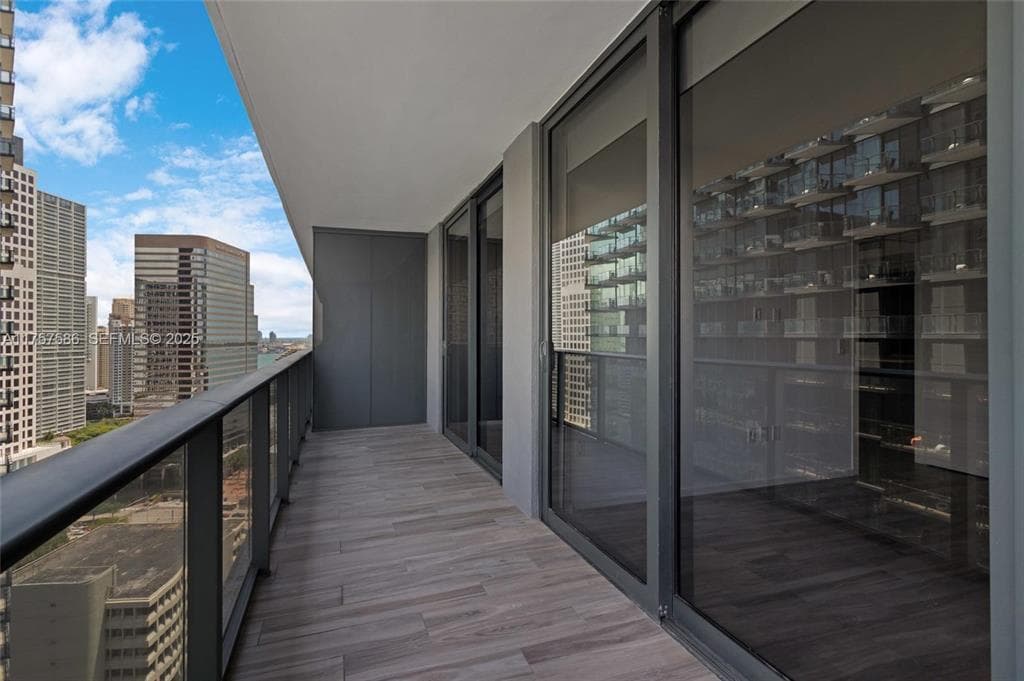 801 S Miami Avenue 2508, Miami, FL 33131 — photo 1 of 25