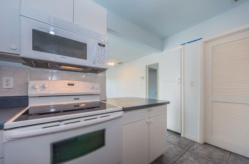 1315 Bayshore Drive 204, Fort Pierce, FL 34949 — photo 7 of 20