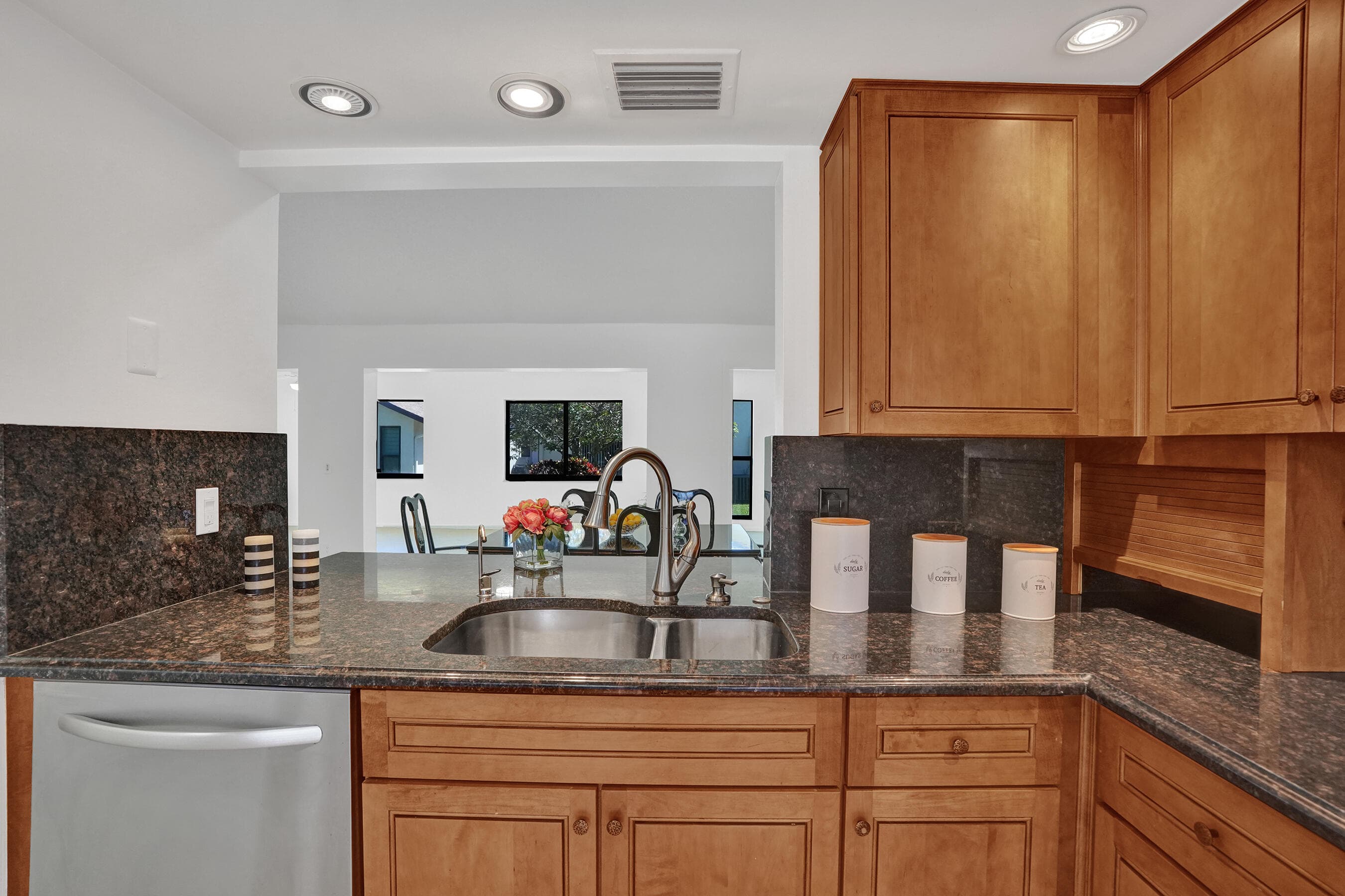 1990 SW 16th Place, Deerfield Beach, FL 33442 — photo 13 of 71
