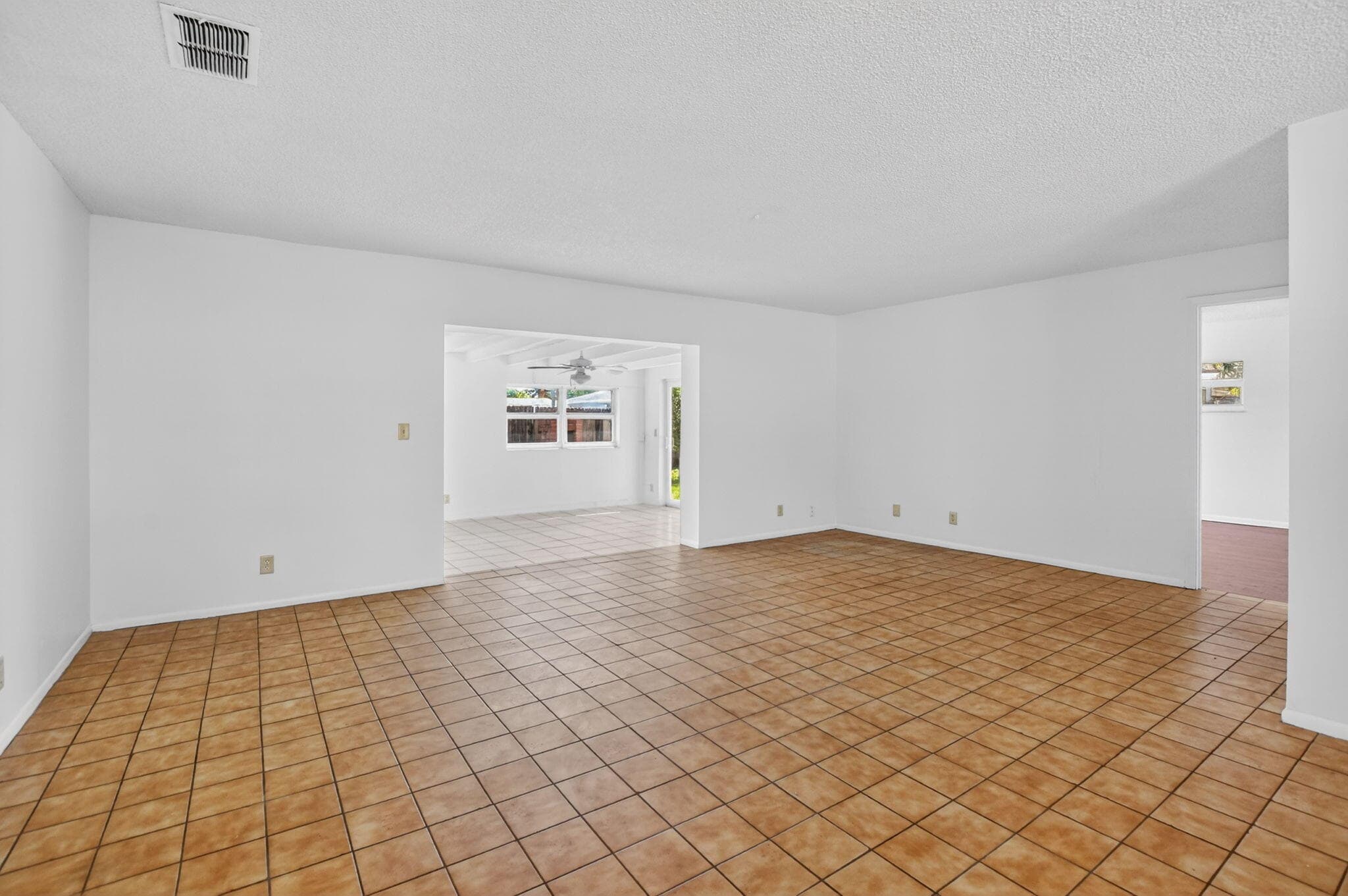 19486 Delaware Circle, Boca Raton, FL 33434 — photo 6 of 46