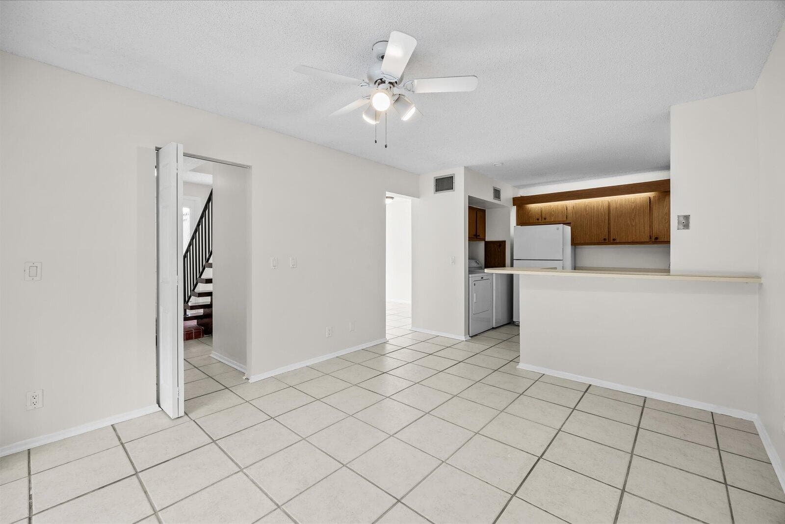3548 Gardens East Drive B, Palm Beach Gardens, FL 33410 — photo 10 of 31