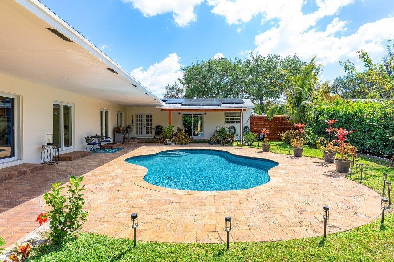 1650 NE 3rd Avenue, Delray Beach, FL 33444 — photo 2 of 27