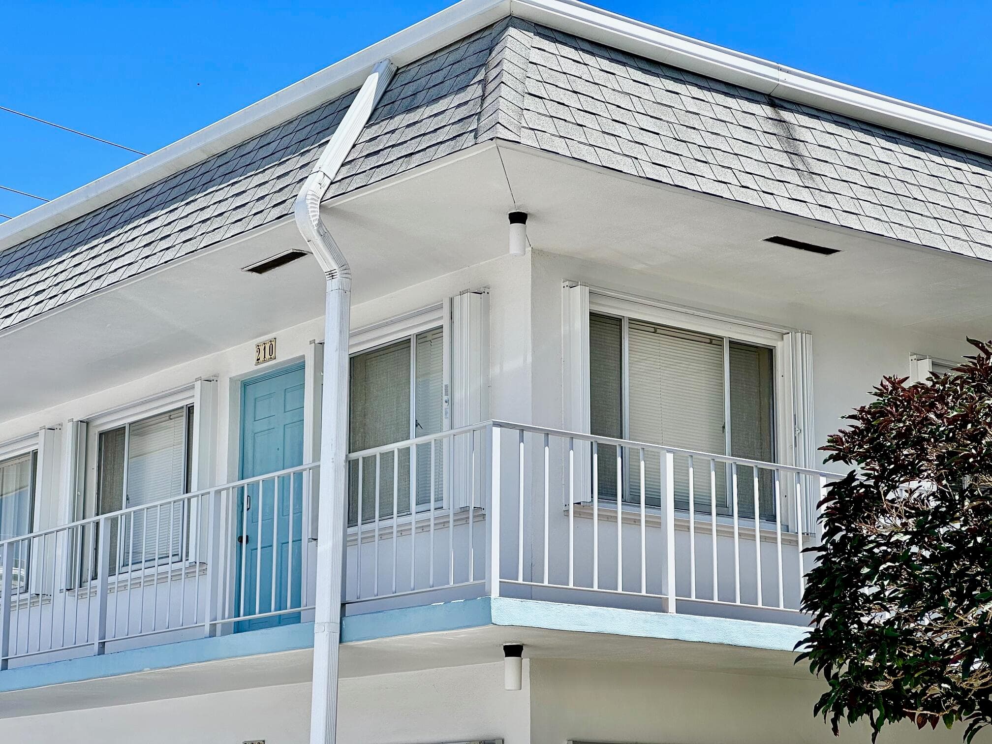 2880 Lake Osborne Drive 210, Lake Worth Beach, FL 33461 — photo 2 of 22