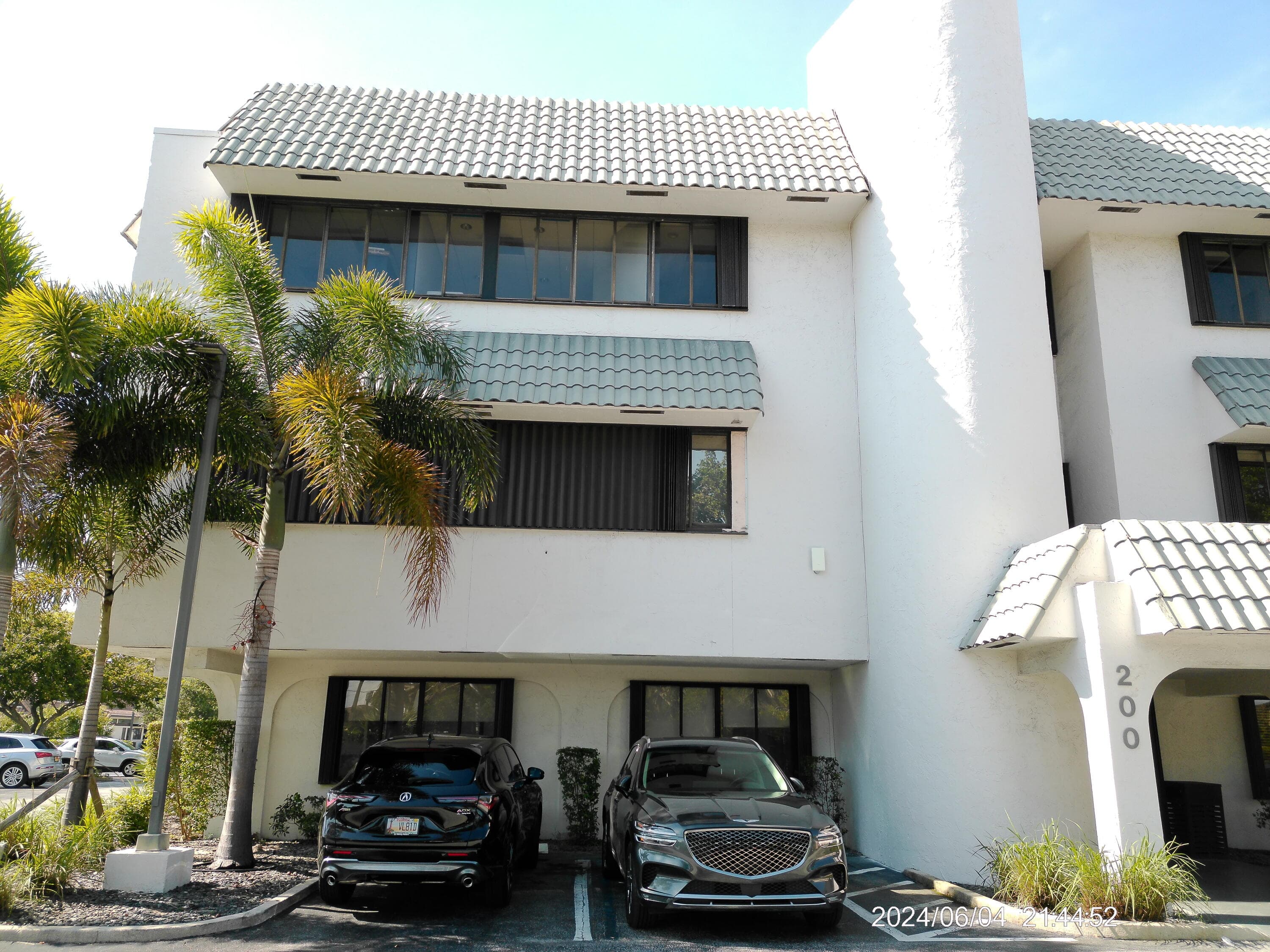 200 W Palmetto Park Road, Boca Raton, FL 33432 — photo 1 of 18