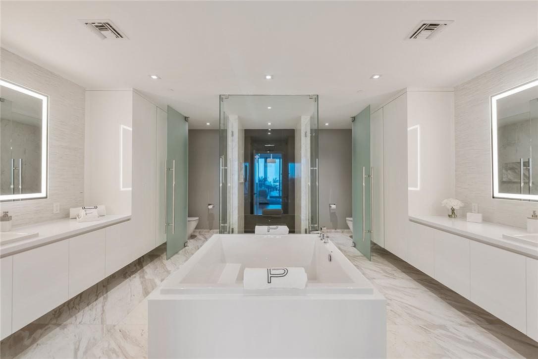 701 N Fort Lauderdale Beach Boulevard 602, Fort Lauderdale, FL 33304 — photo 8 of 44
