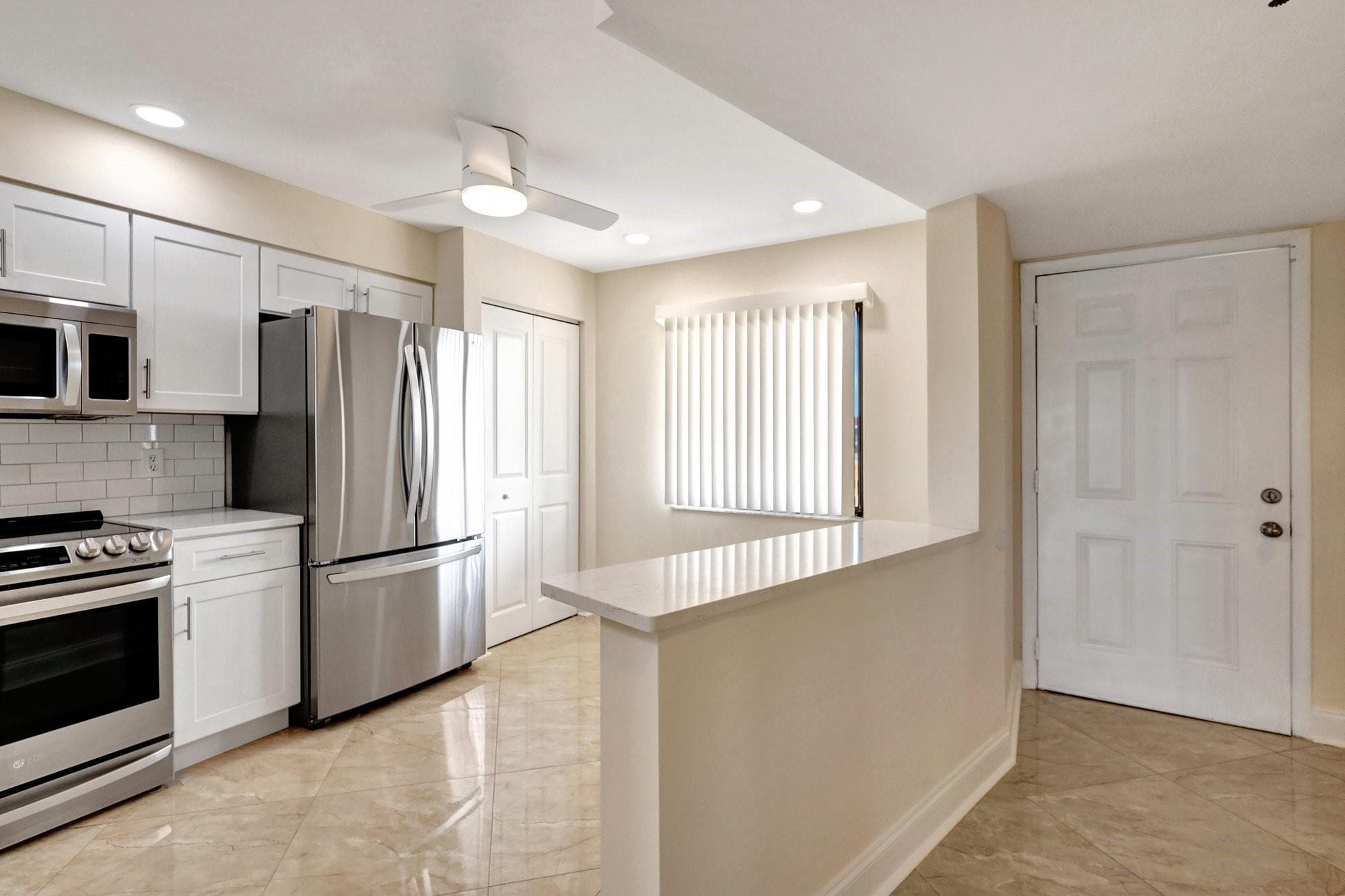 14460 Strathmore Lane 807, Delray Beach, FL 33446 — photo 3 of 27