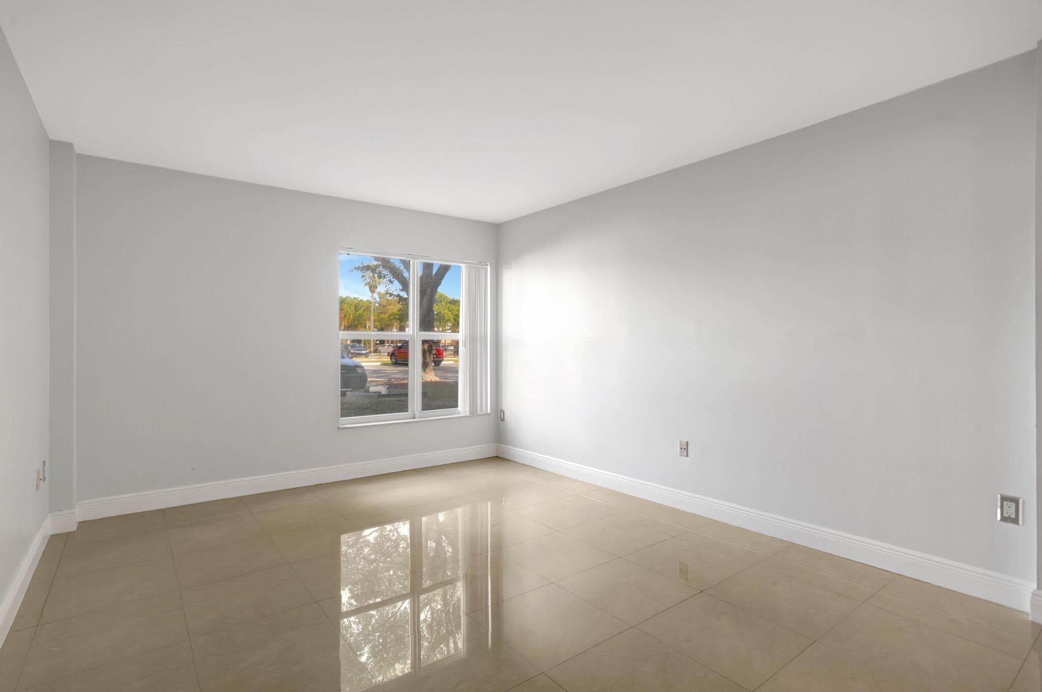 4156 Inverrary Drive 111, Lauderhill, FL 33319 — photo 15 of 18