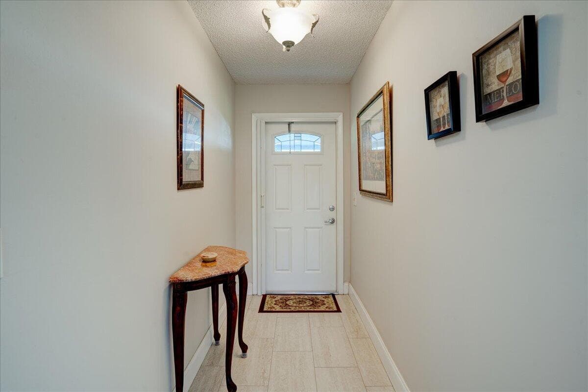100 Leisure Lake Circle 109, Boynton Beach, FL 33426 — photo 4 of 63
