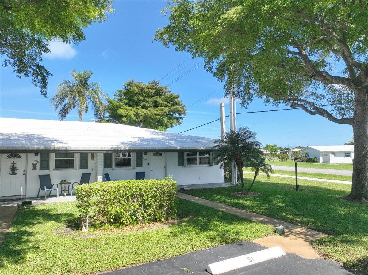 100 Leisure Lake Circle 109, Boynton Beach, FL 33426 — photo 35 of 63