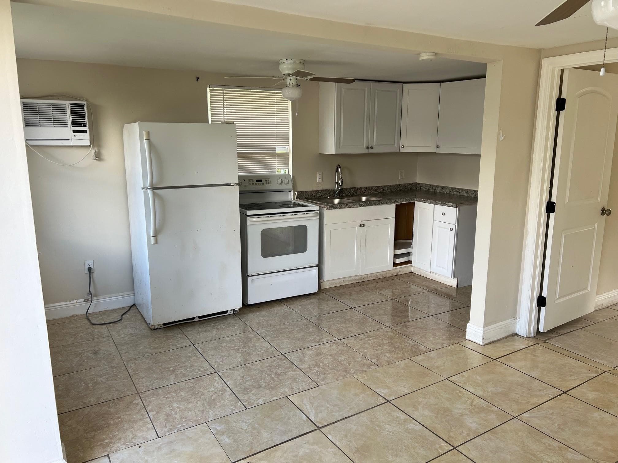 8269 NW 1st Place 2, Miami, FL 33150 — photo 2 of 9