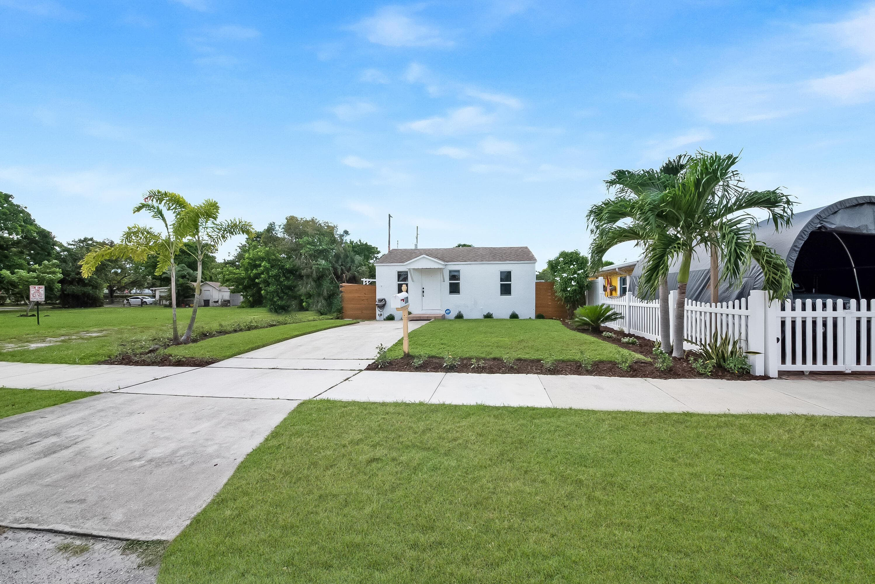 308 SW 1st Street, Delray Beach, FL 33444 — photo 25 of 26