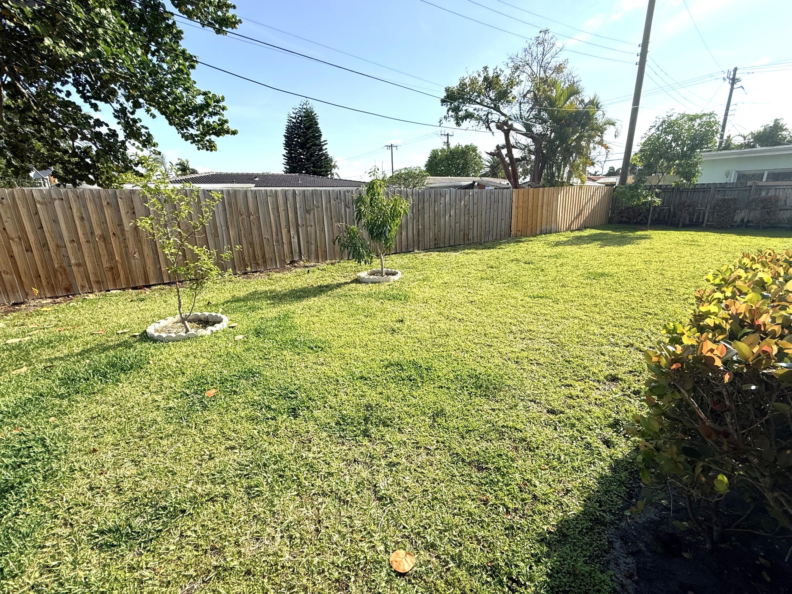 551 SE 15th Street W, Pompano Beach, FL 33062 — photo 12 of 12