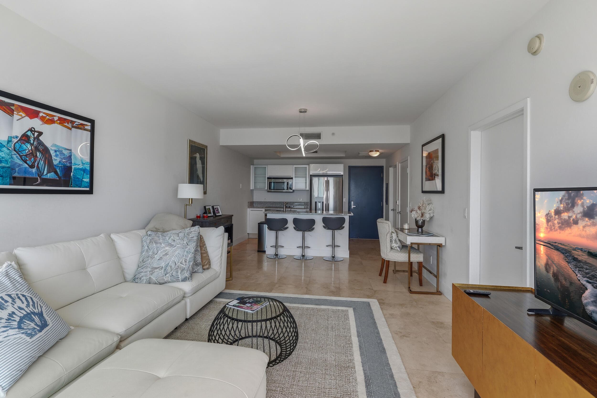 888 Biscayne Boulevard 3702, Miami, FL 33132 — photo 5 of 37