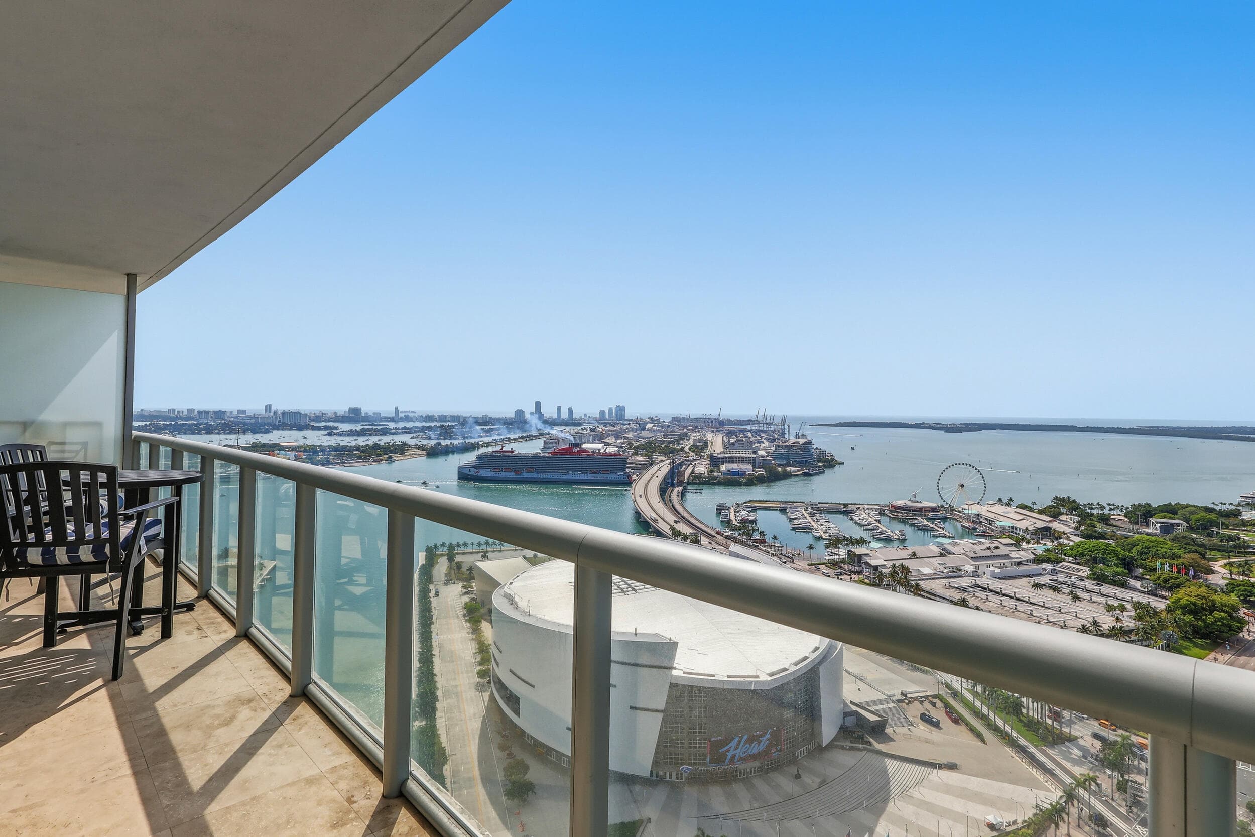 888 Biscayne Boulevard 3702, Miami, FL 33132 — photo 21 of 37