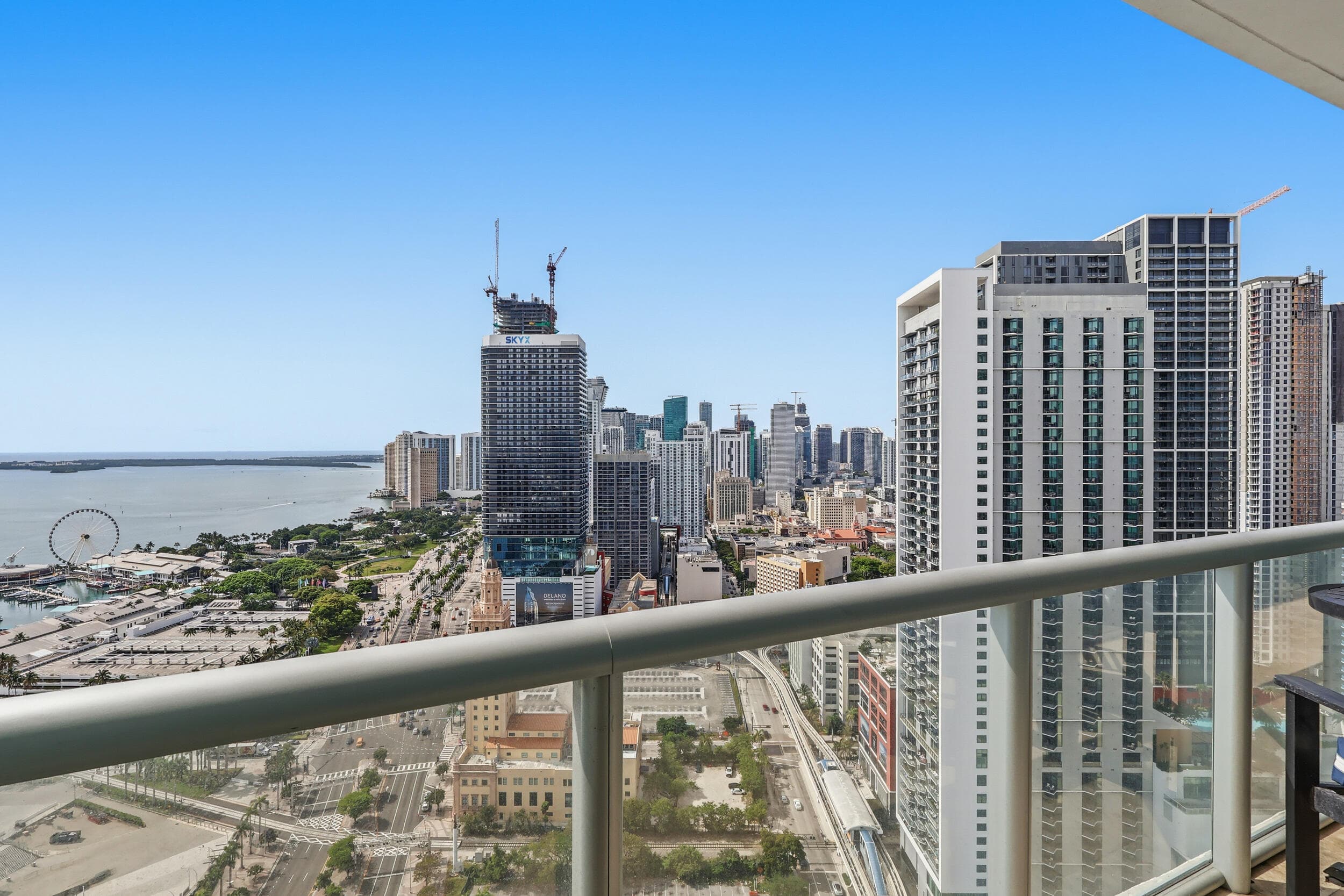 888 Biscayne Boulevard 3702, Miami, FL 33132 — photo 23 of 37