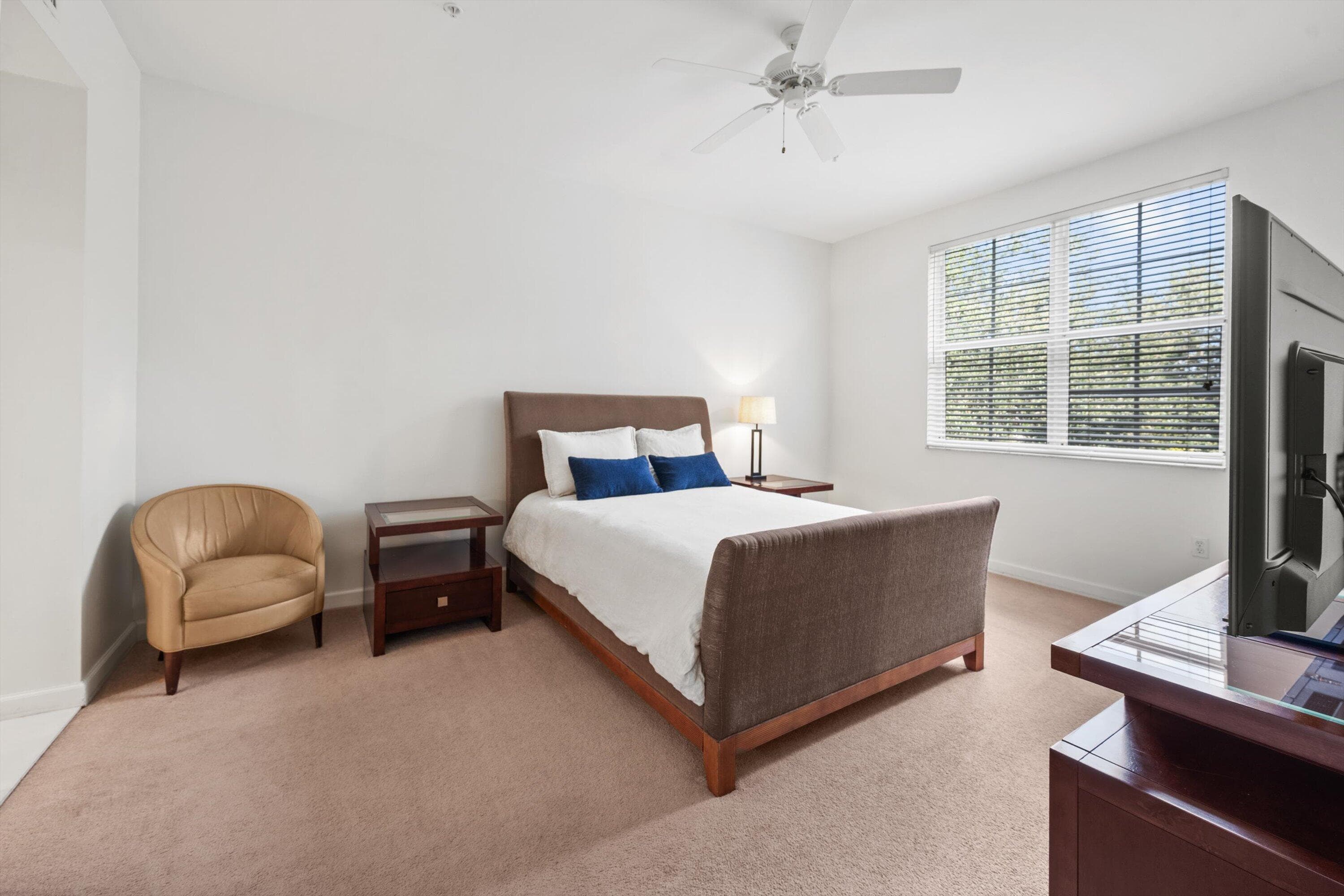 11780 Saint Andrews Place 303, Wellington, FL 33414 — photo 11 of 16