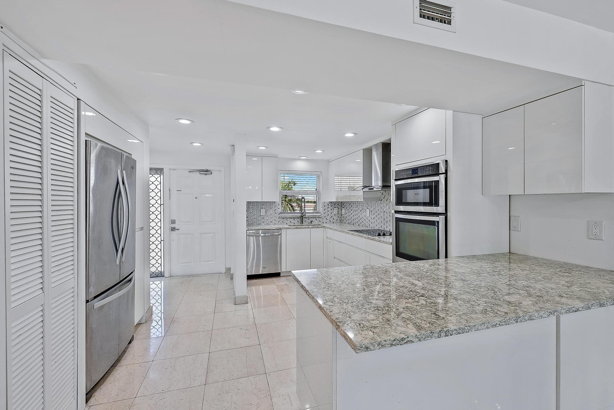 1001 E Camino Real 504 N, Boca Raton, FL 33432 — photo 3 of 34