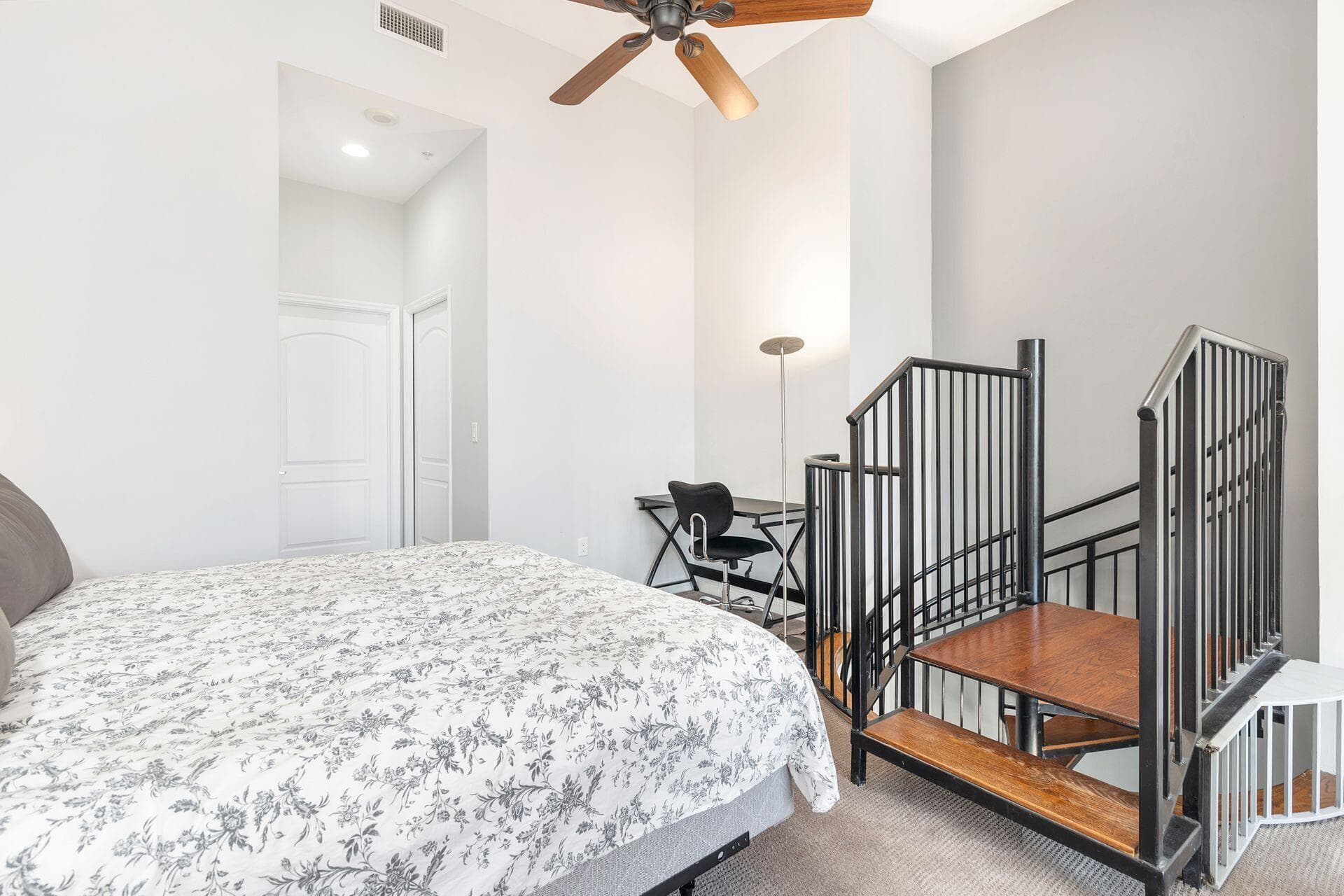 801 S Olive Avenue 414, West Palm Beach, FL 33401 — photo 9 of 18