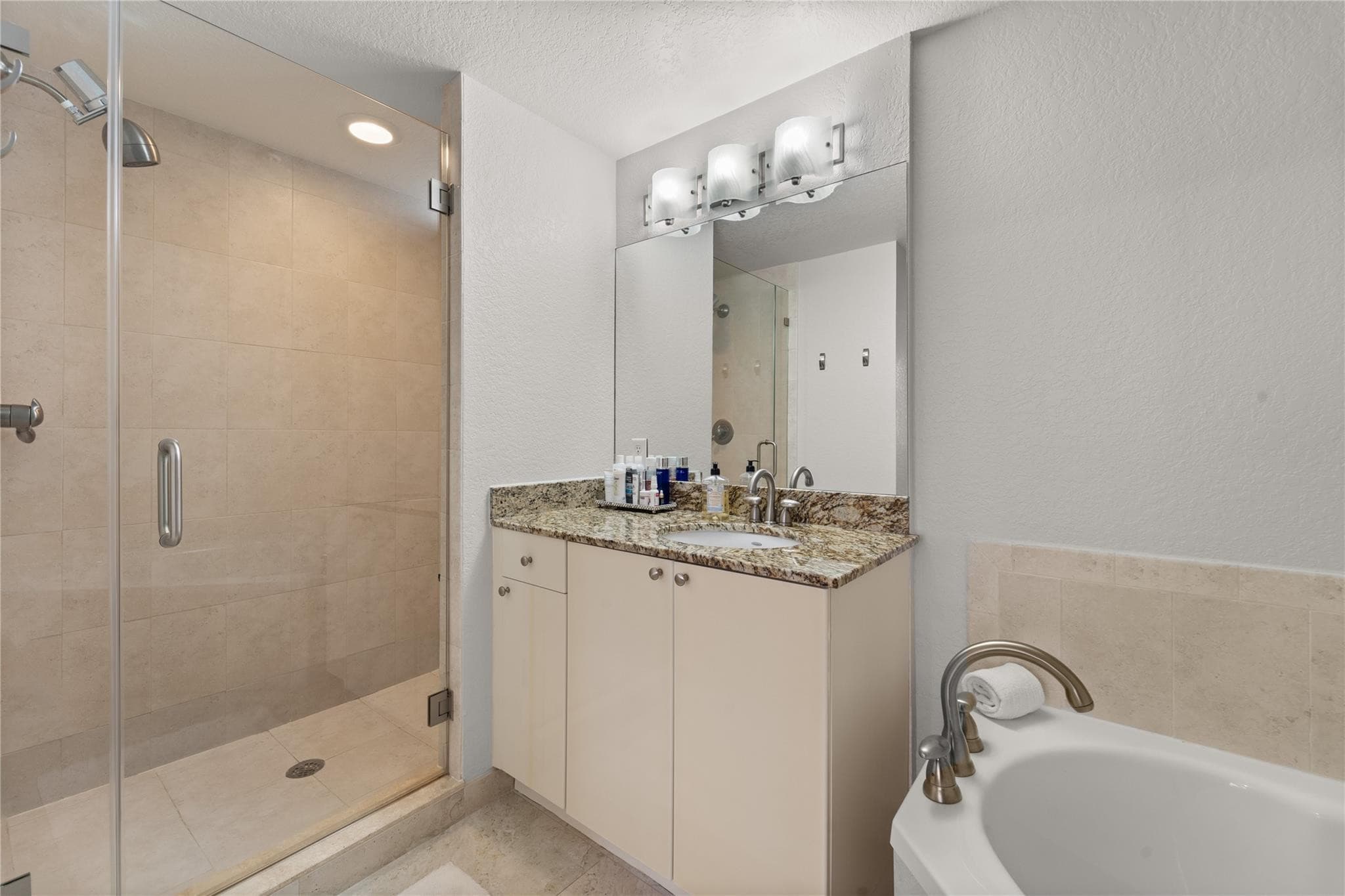 1830 Radius Drive 303, Hollywood, FL 33020 — photo 15 of 38