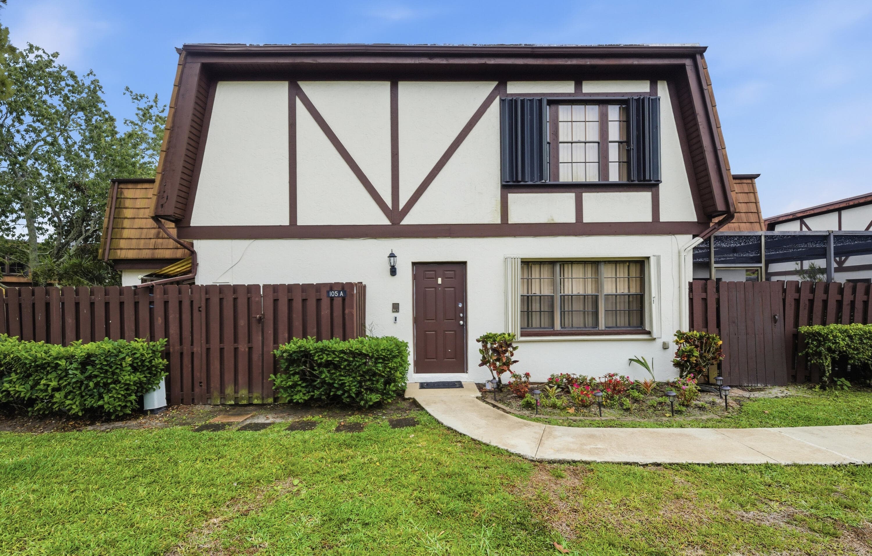 105 Weybridge Circle A, Royal Palm Beach, FL 33411 — photo 1 of 26