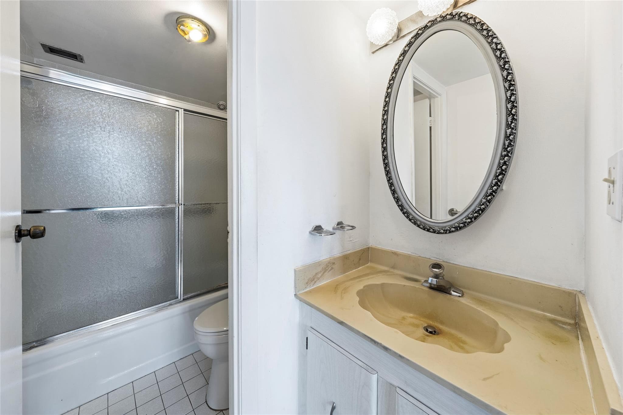600 Three Islands Boulevard 301, Hallandale Beach, FL 33009 — photo 11 of 22