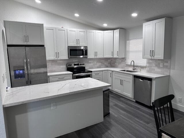 1616 NW 5th Street, Fort Lauderdale, FL 33311 — photo 4 of 15