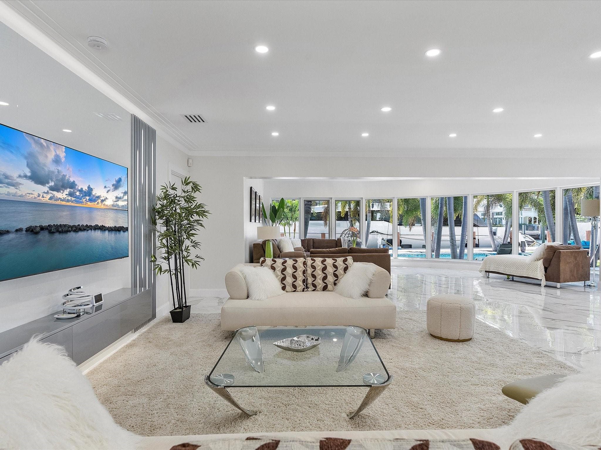 207 Royal Palm Drive, Fort Lauderdale, FL 33301 — photo 18 of 70