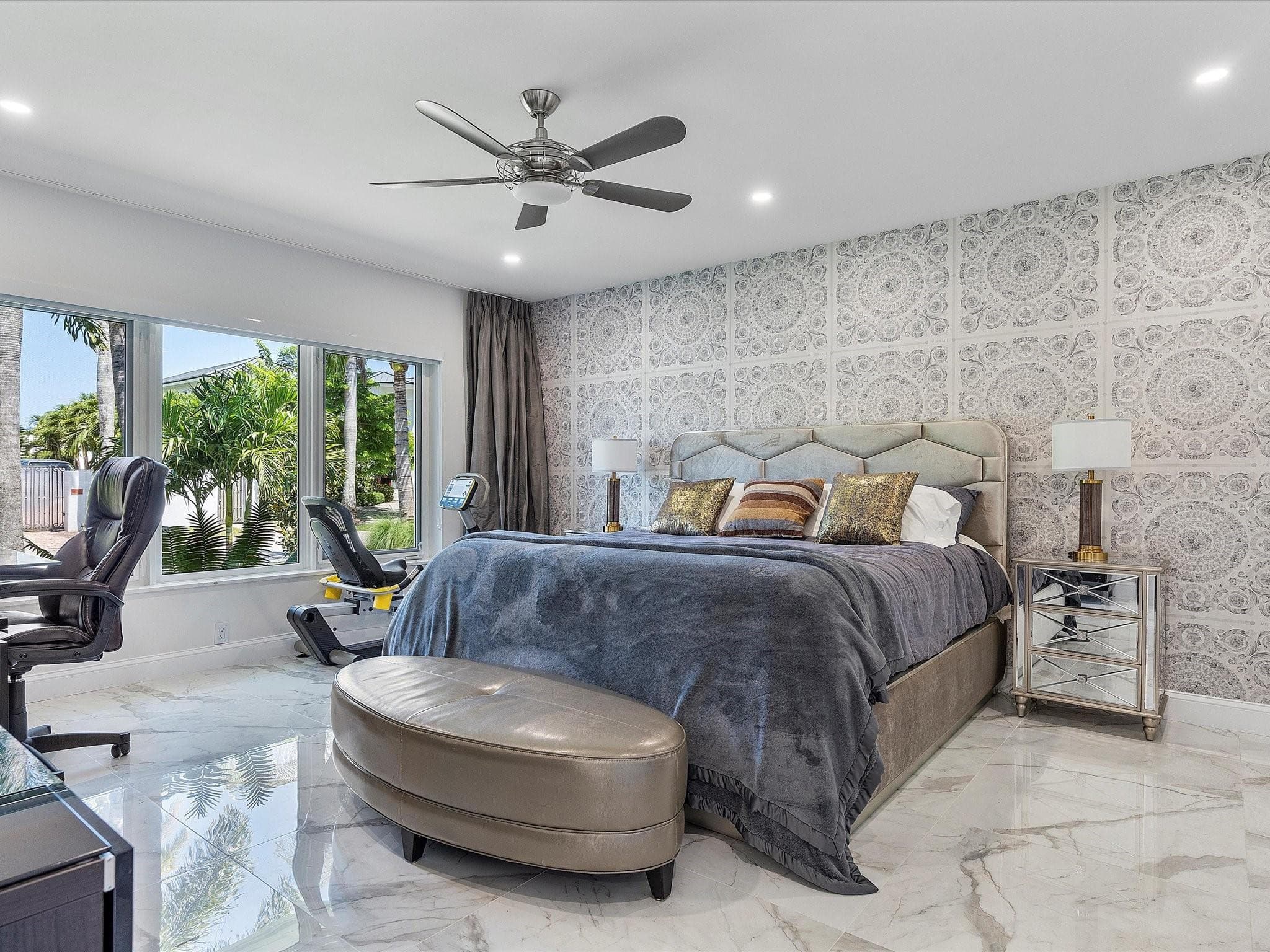 207 Royal Palm Drive, Fort Lauderdale, FL 33301 — photo 36 of 70