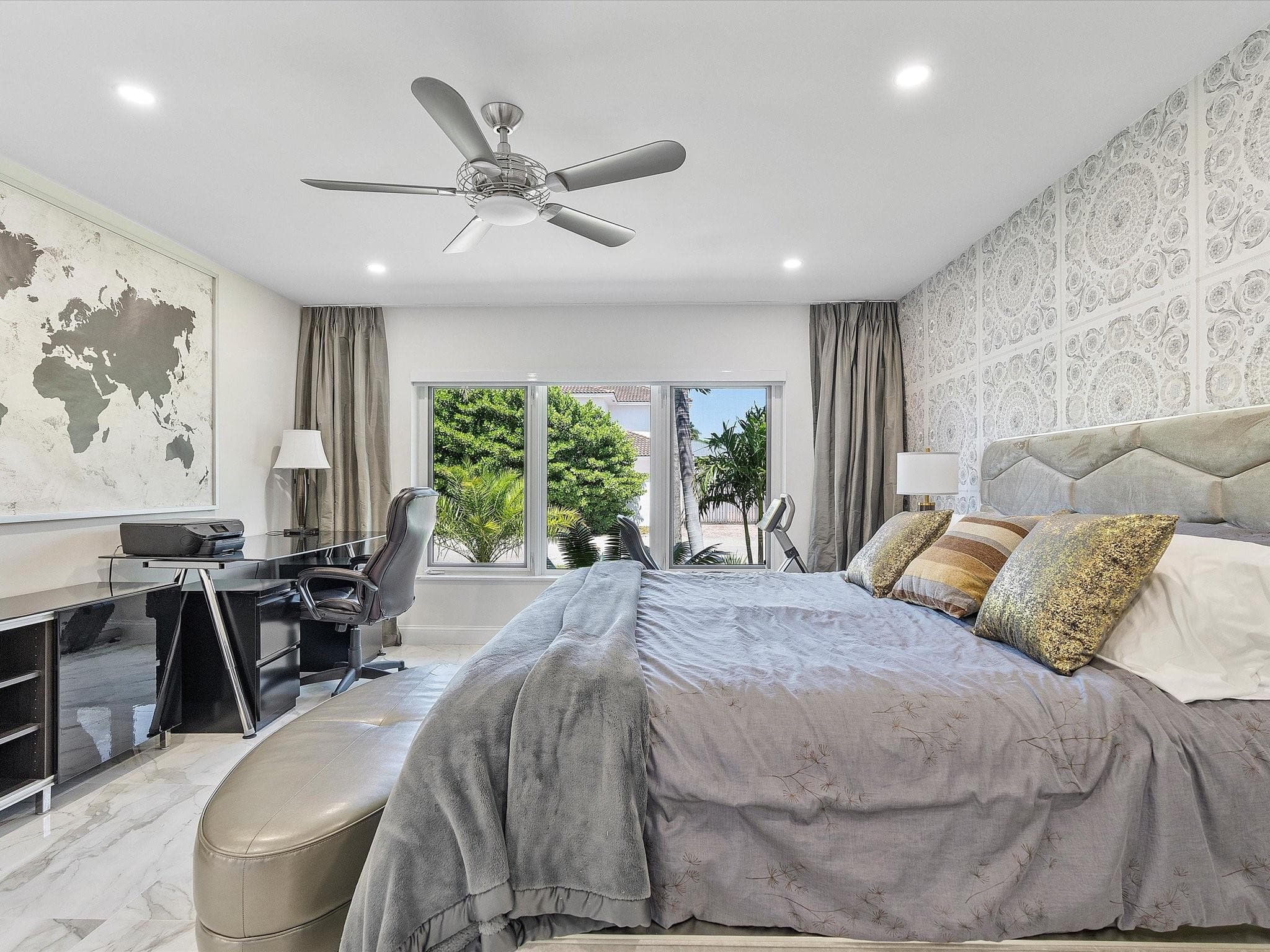 207 Royal Palm Drive, Fort Lauderdale, FL 33301 — photo 38 of 70