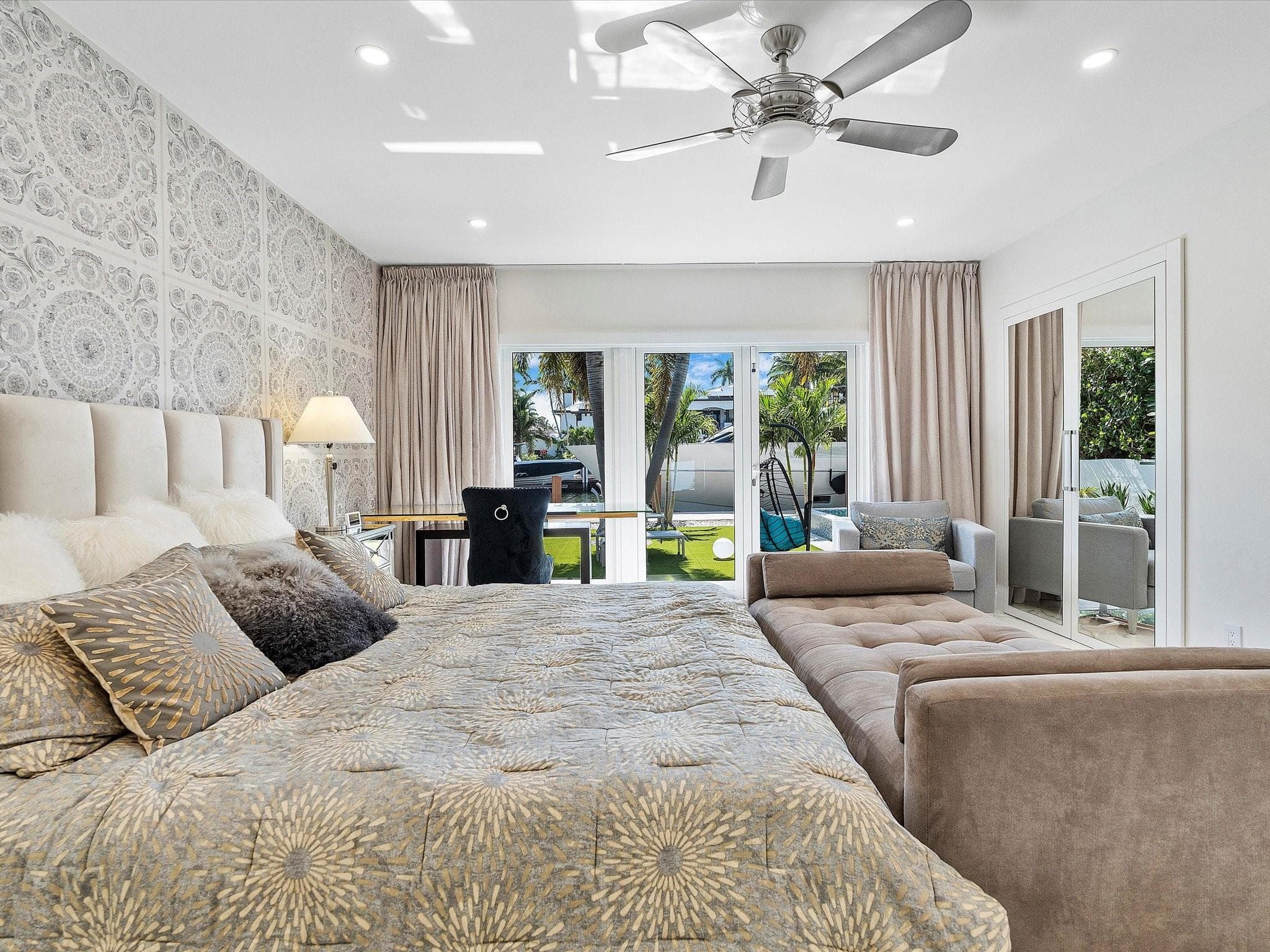 207 Royal Palm Drive, Fort Lauderdale, FL 33301 — photo 68 of 70