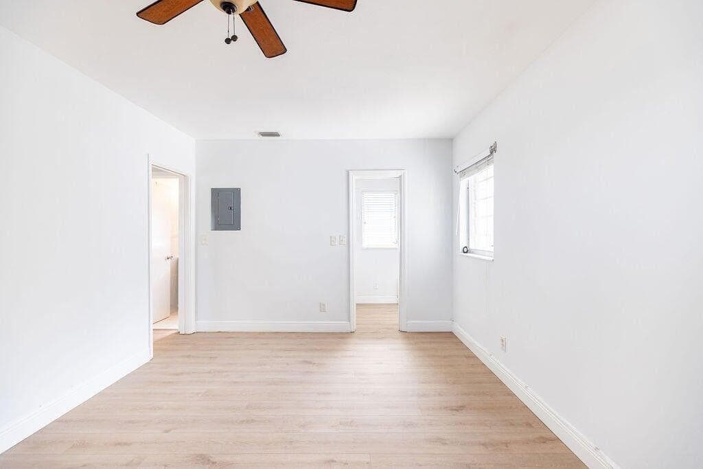 426 NE 7th Avenue 2b, Delray Beach, FL 33483 — photo 12 of 21