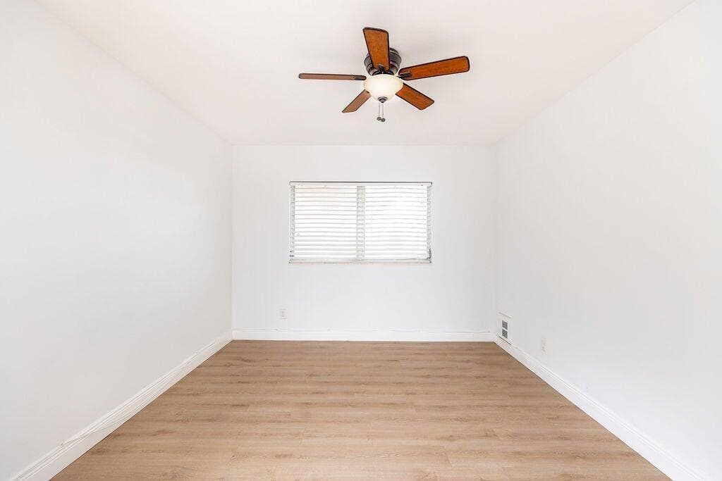 426 NE 7th Avenue 2b, Delray Beach, FL 33483 — photo 13 of 21