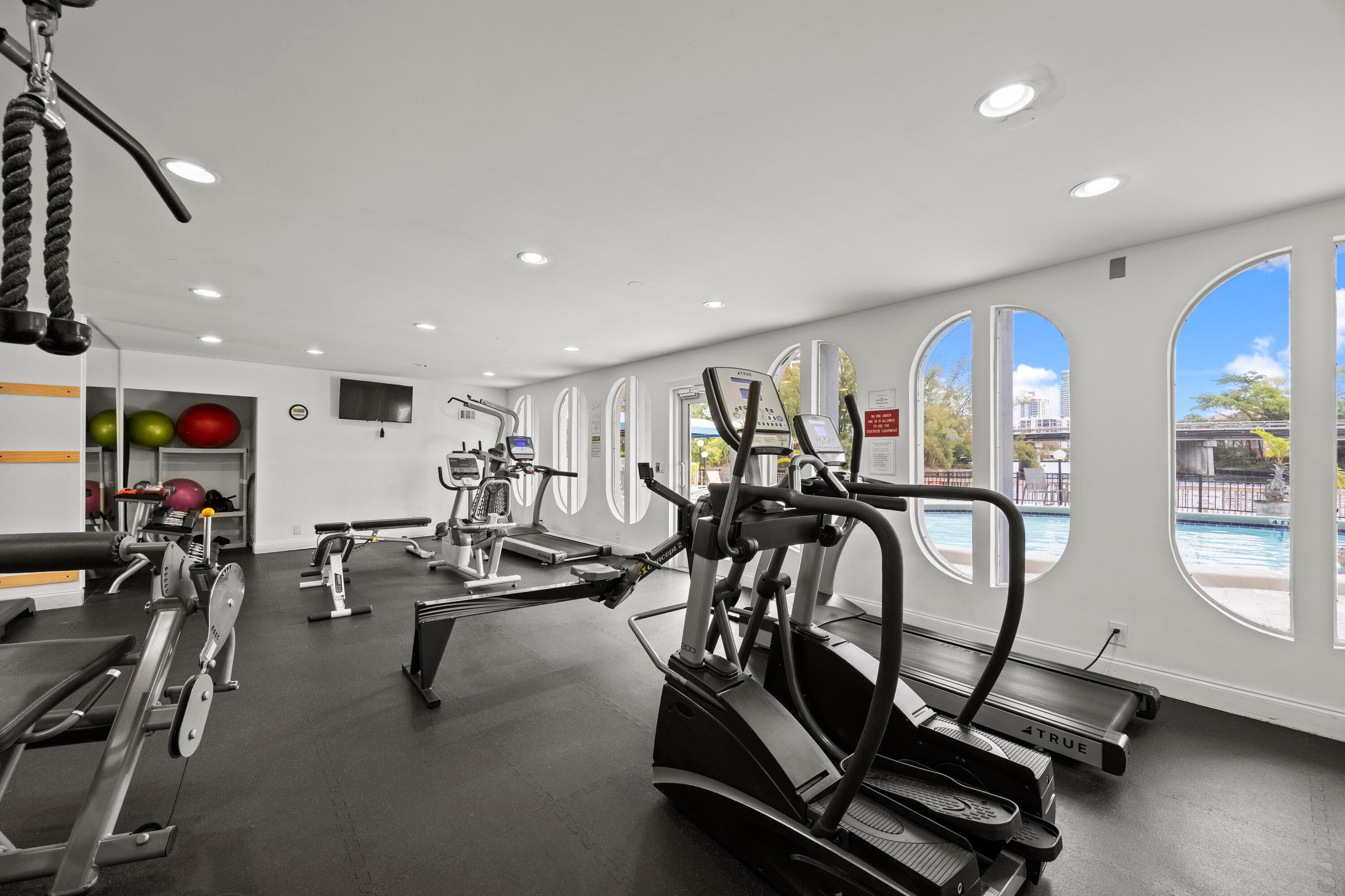 300 Diplomat Parkway Unit 317, Hallandale Beach, FL 33009 — photo 20 of 26