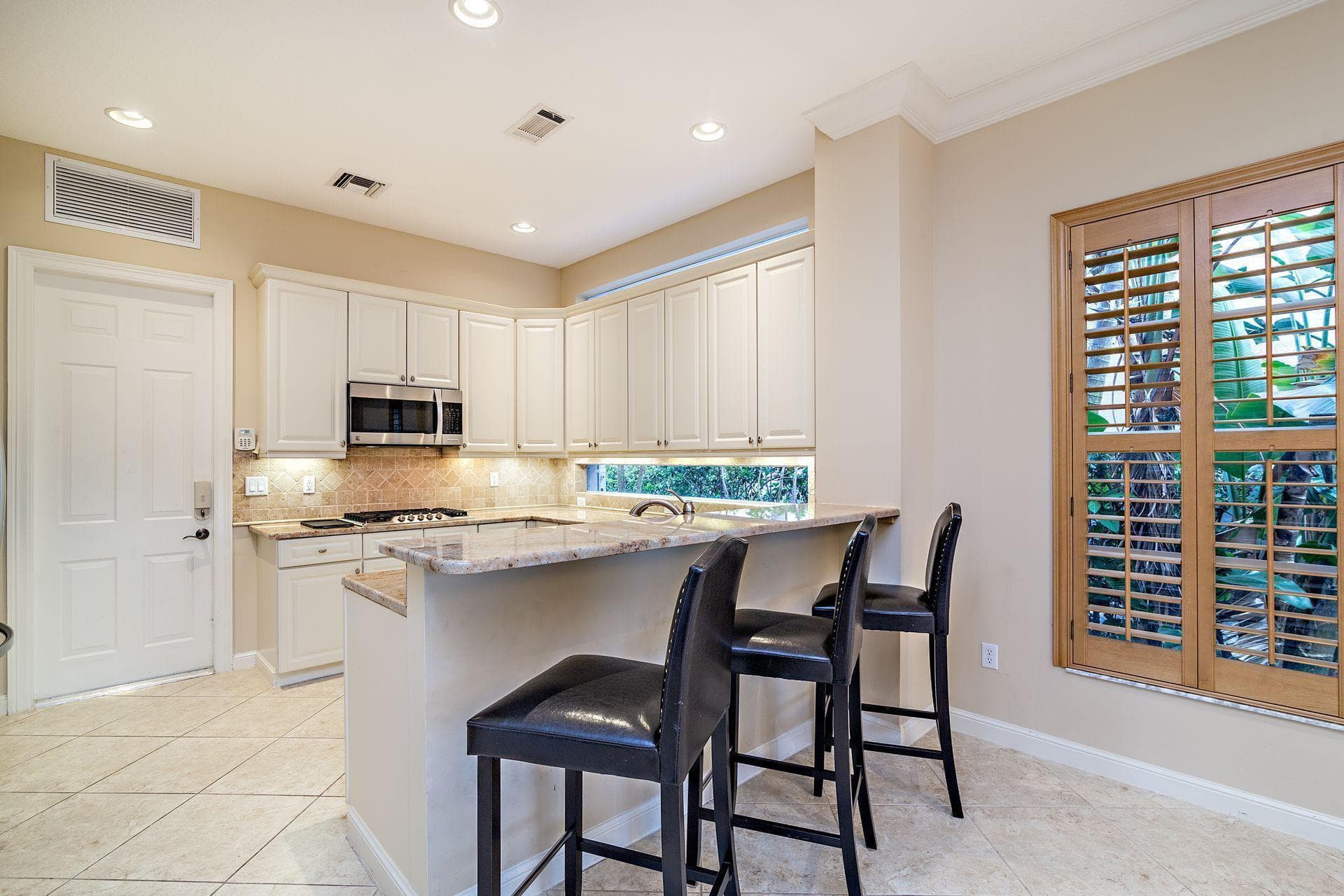 2002 Graden Drive, Palm Beach Gardens, FL 33410 — photo 8 of 30