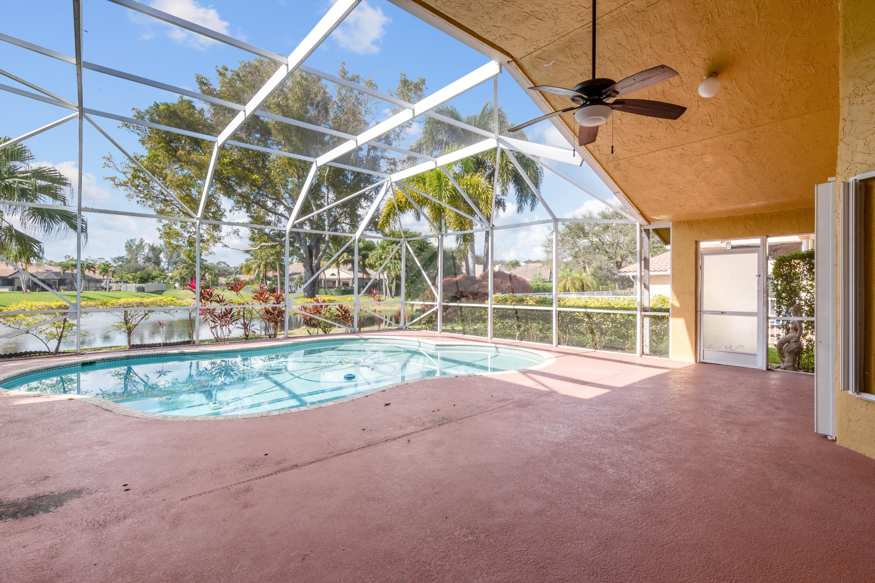 6051 NW 60th Avenue, Parkland, FL 33067 — photo 5 of 34