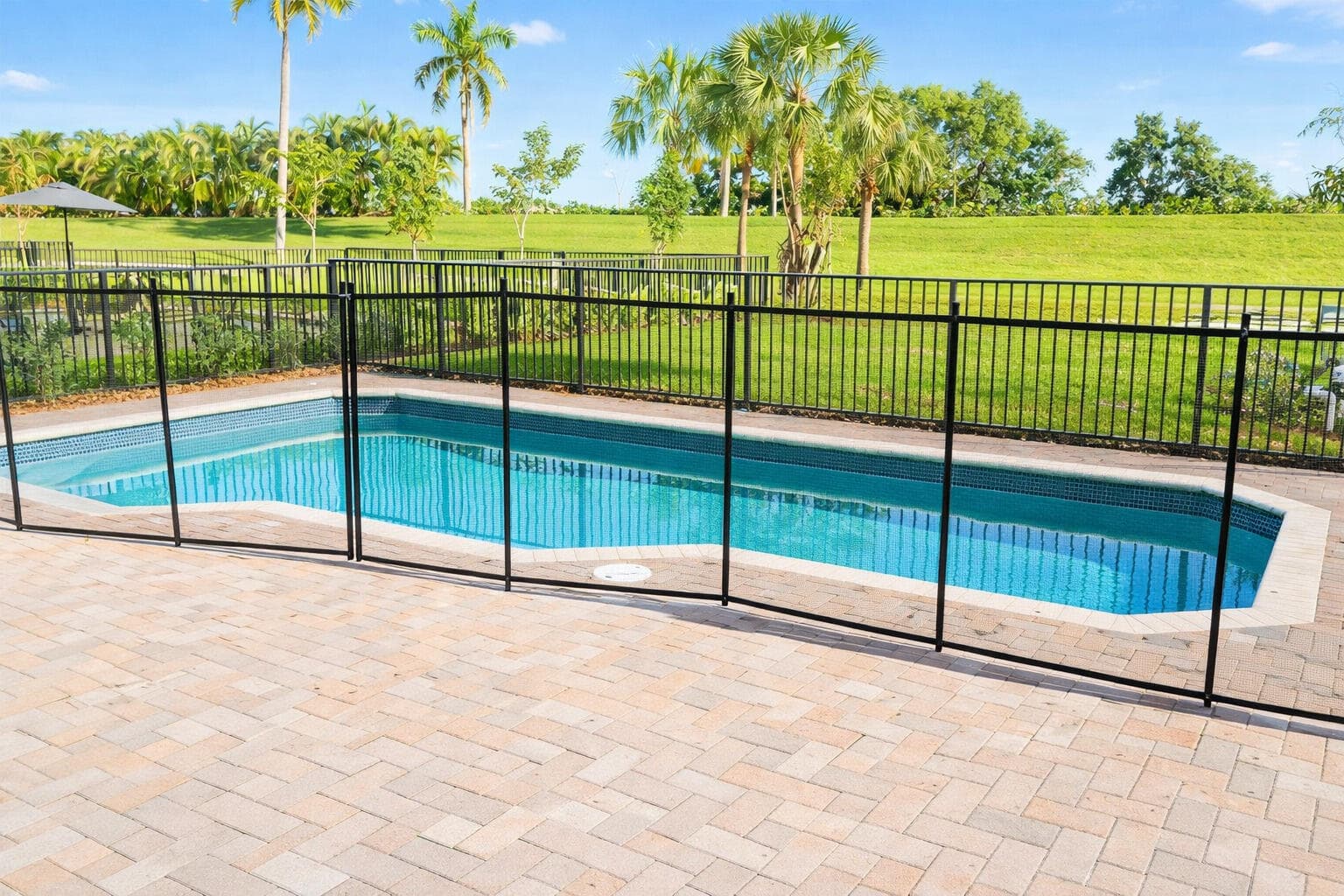 19105 NE 8th Court, Miami, FL 33179 — photo 12 of 15