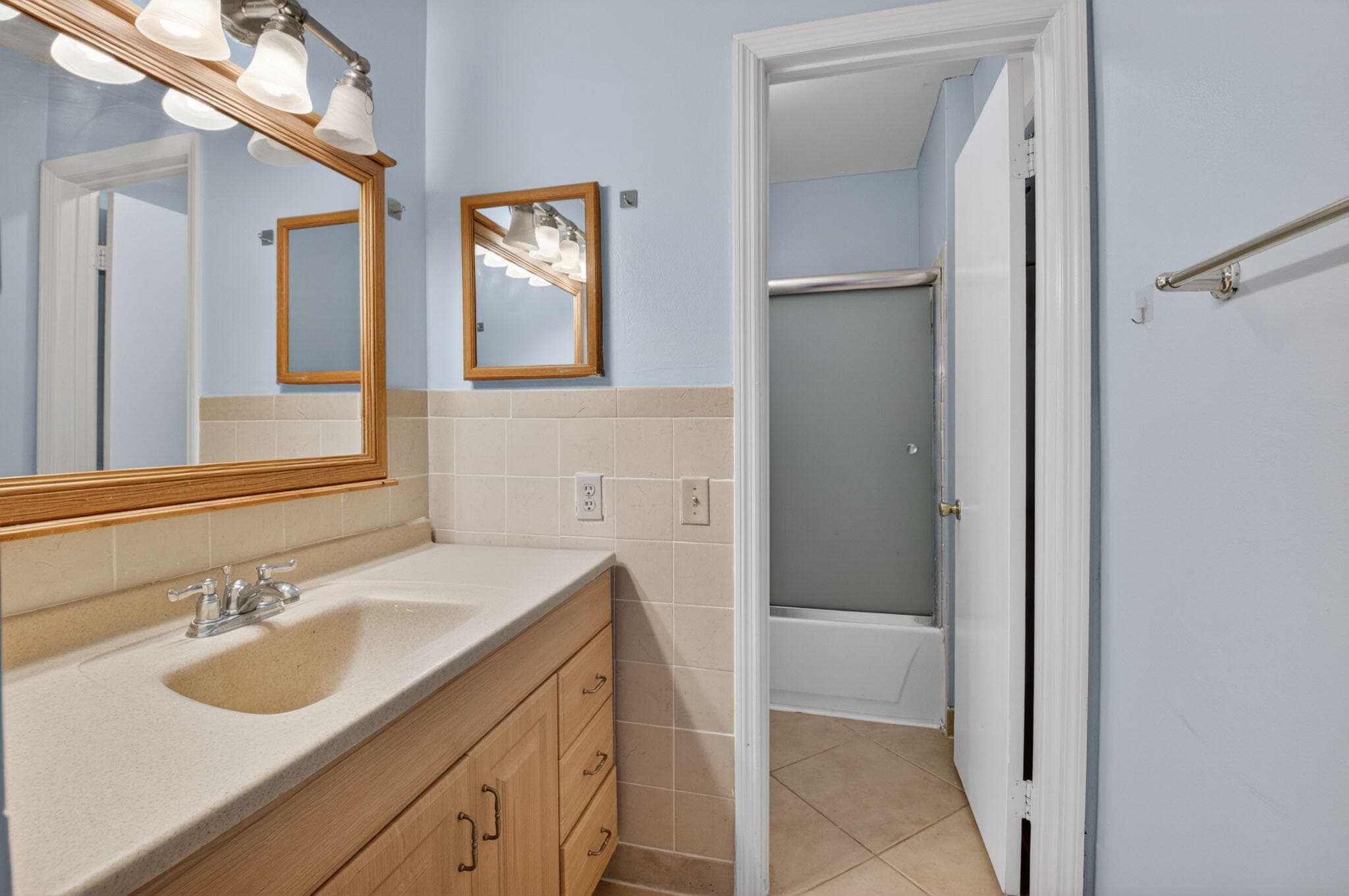 7582 Courtyard Run E 7582, Boca Raton, FL 33433 — photo 8 of 41
