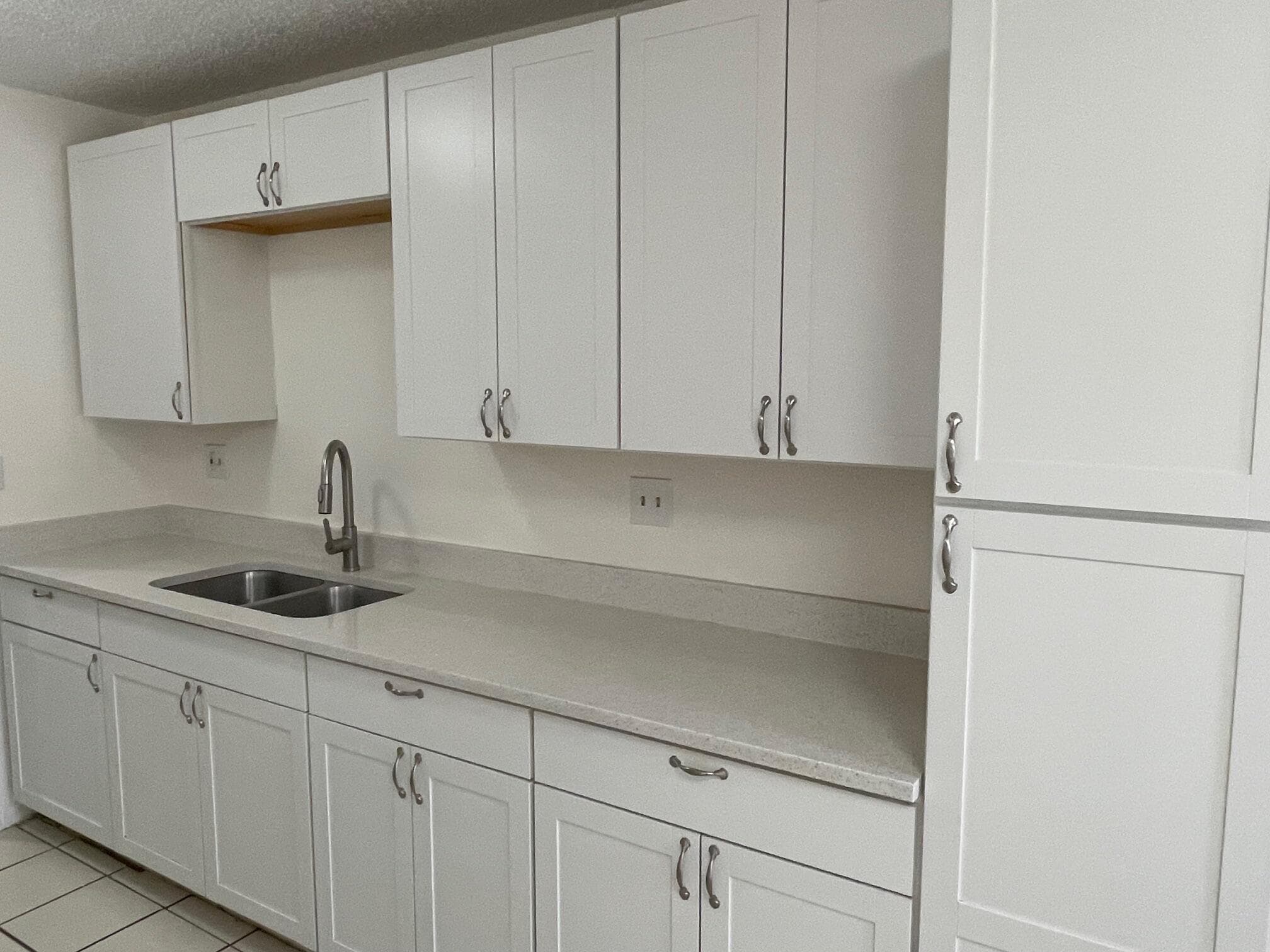 7624 SW 10th Street, North Lauderdale, FL 33068 — photo 8 of 23
