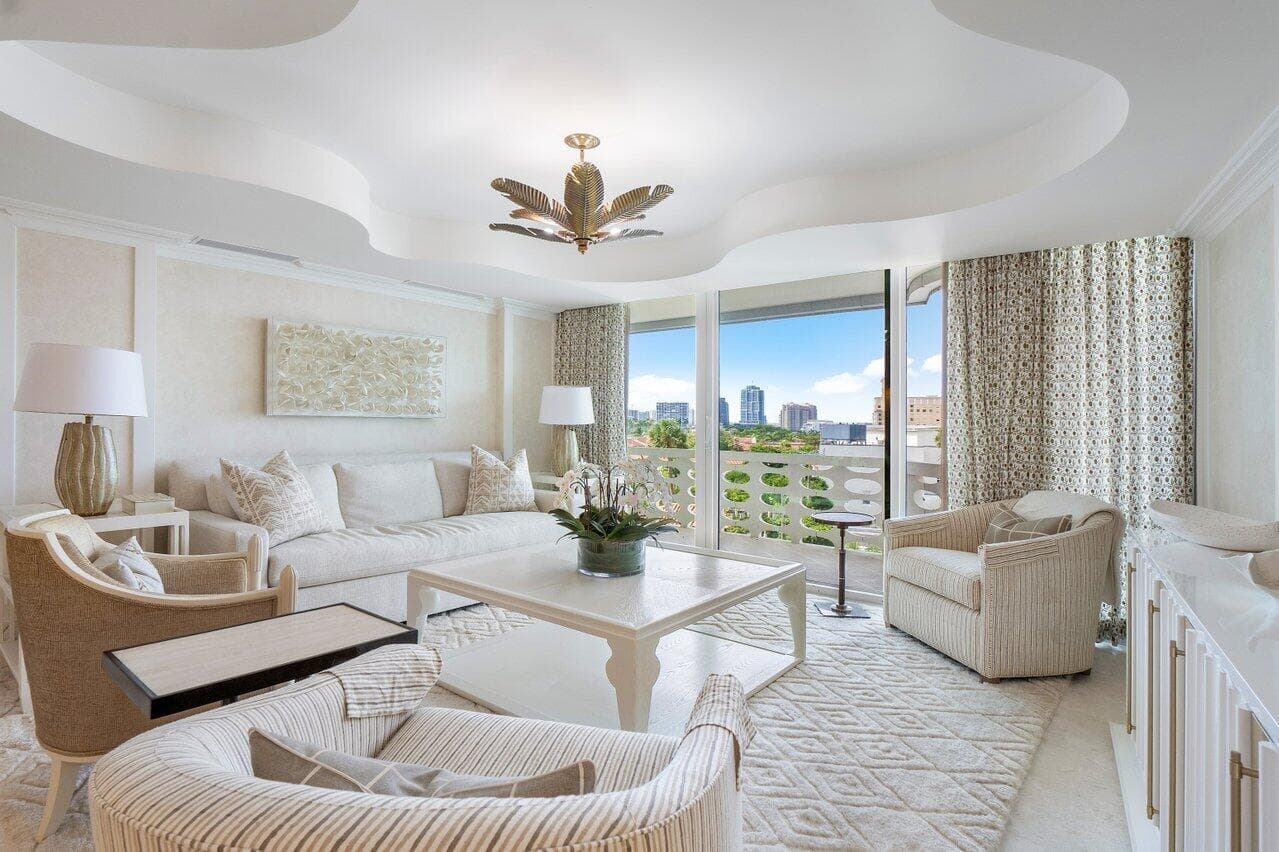130 Sunrise Avenue 616, Palm Beach, FL 33480 — photo 2 of 33