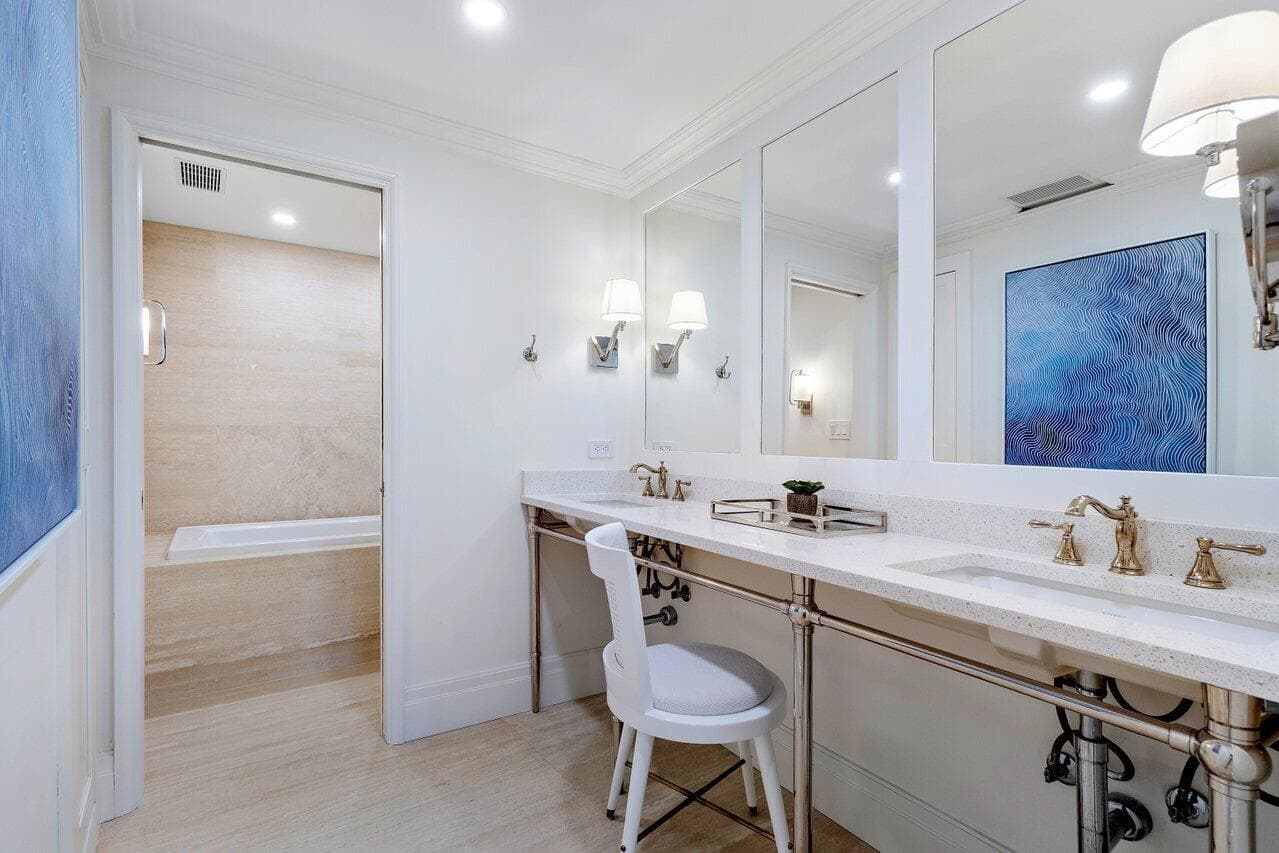 130 Sunrise Avenue 616, Palm Beach, FL 33480 — photo 15 of 33