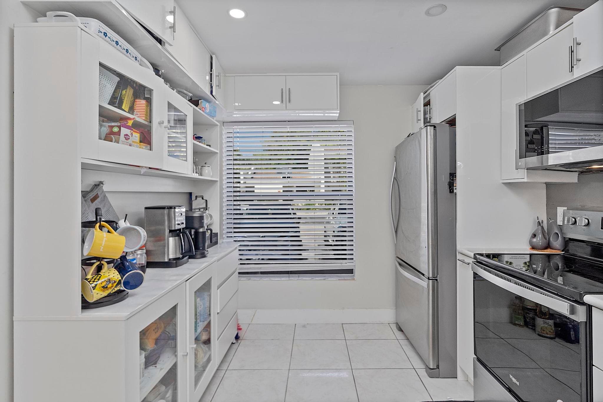 1177 NW 98th Terrace 132, Pembroke Pines, FL 33024 — photo 6 of 35