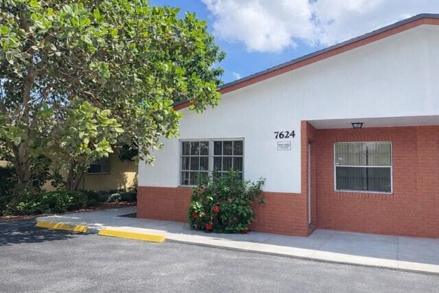 7624 SW 10th Street, North Lauderdale, FL 33068 — photo 1 of 23