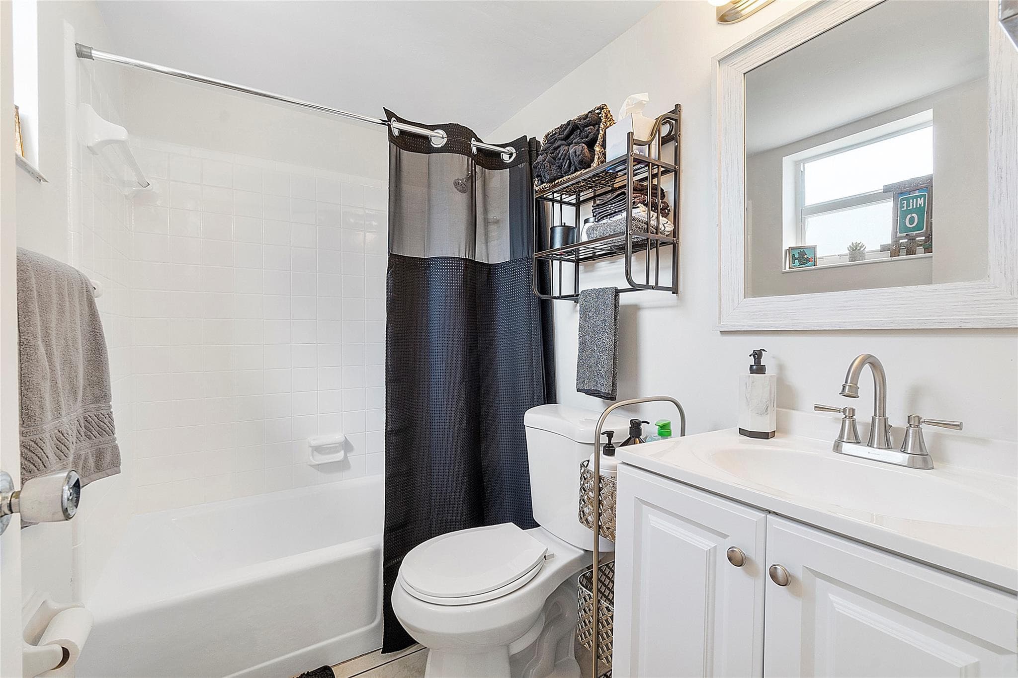 3230 NE 13th Street 102, Pompano Beach, FL 33062 — photo 11 of 48