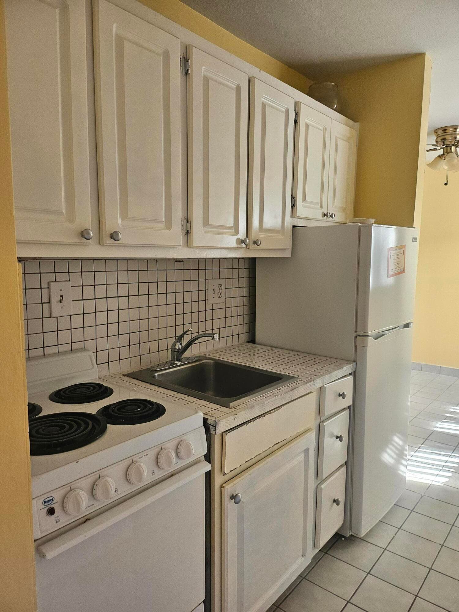 3222 E Marine Drive 1, Pompano Beach, FL 33062 — photo 4 of 7