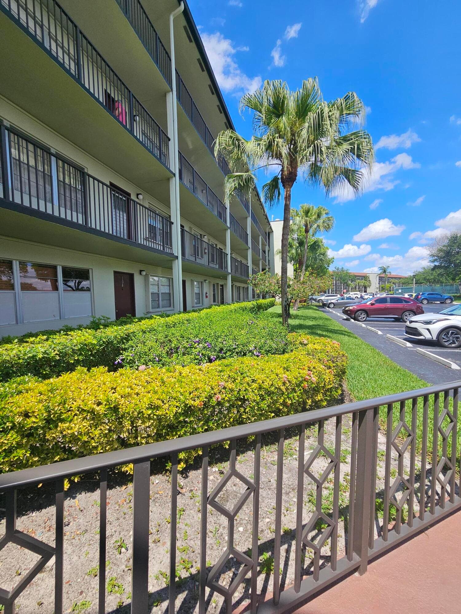 13355 SW 9th Court 304h, Pembroke Pines, FL 33027 — photo 2 of 32