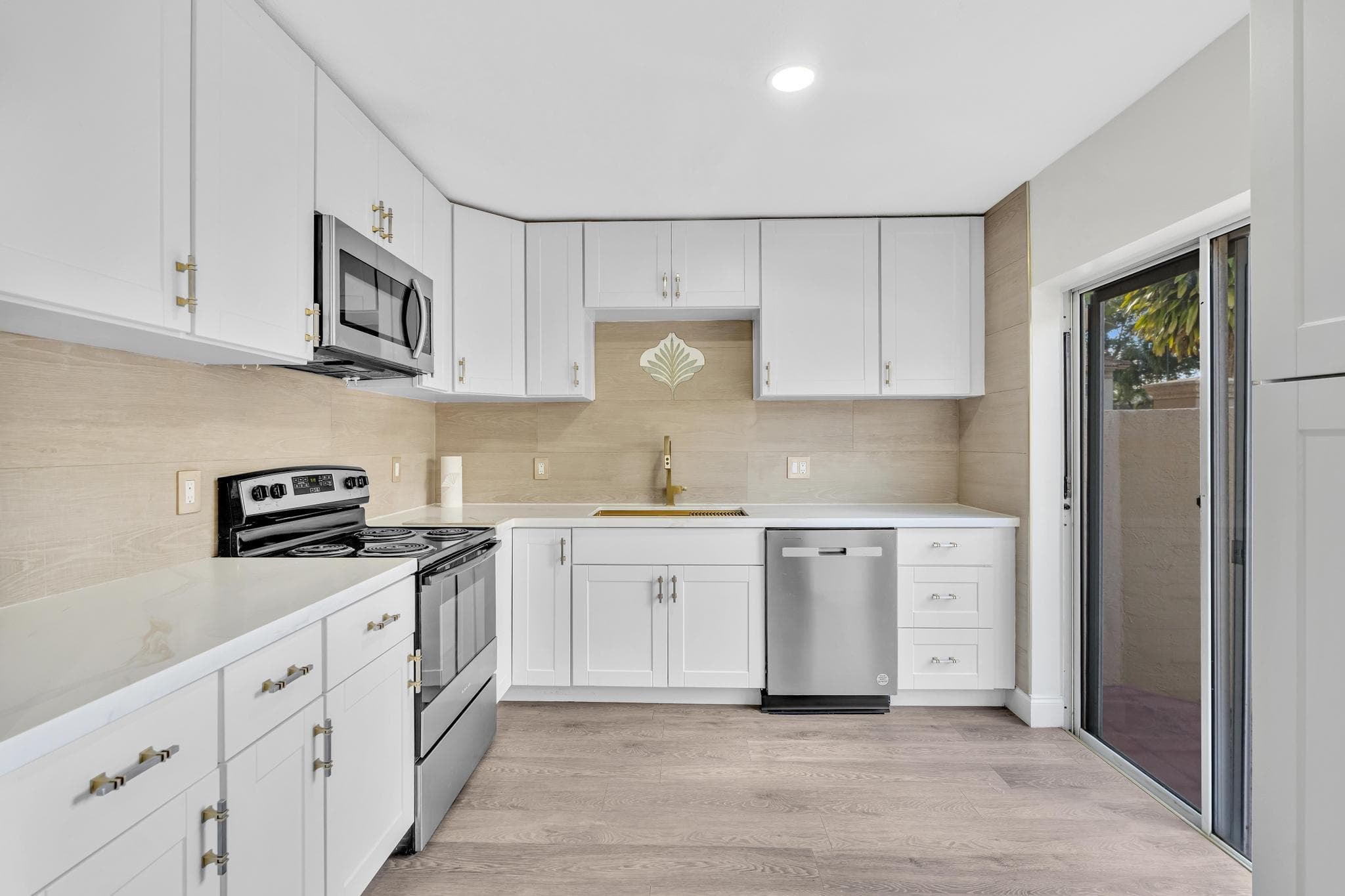 6663 Via Regina, Boca Raton, FL 33433 — photo 4 of 46