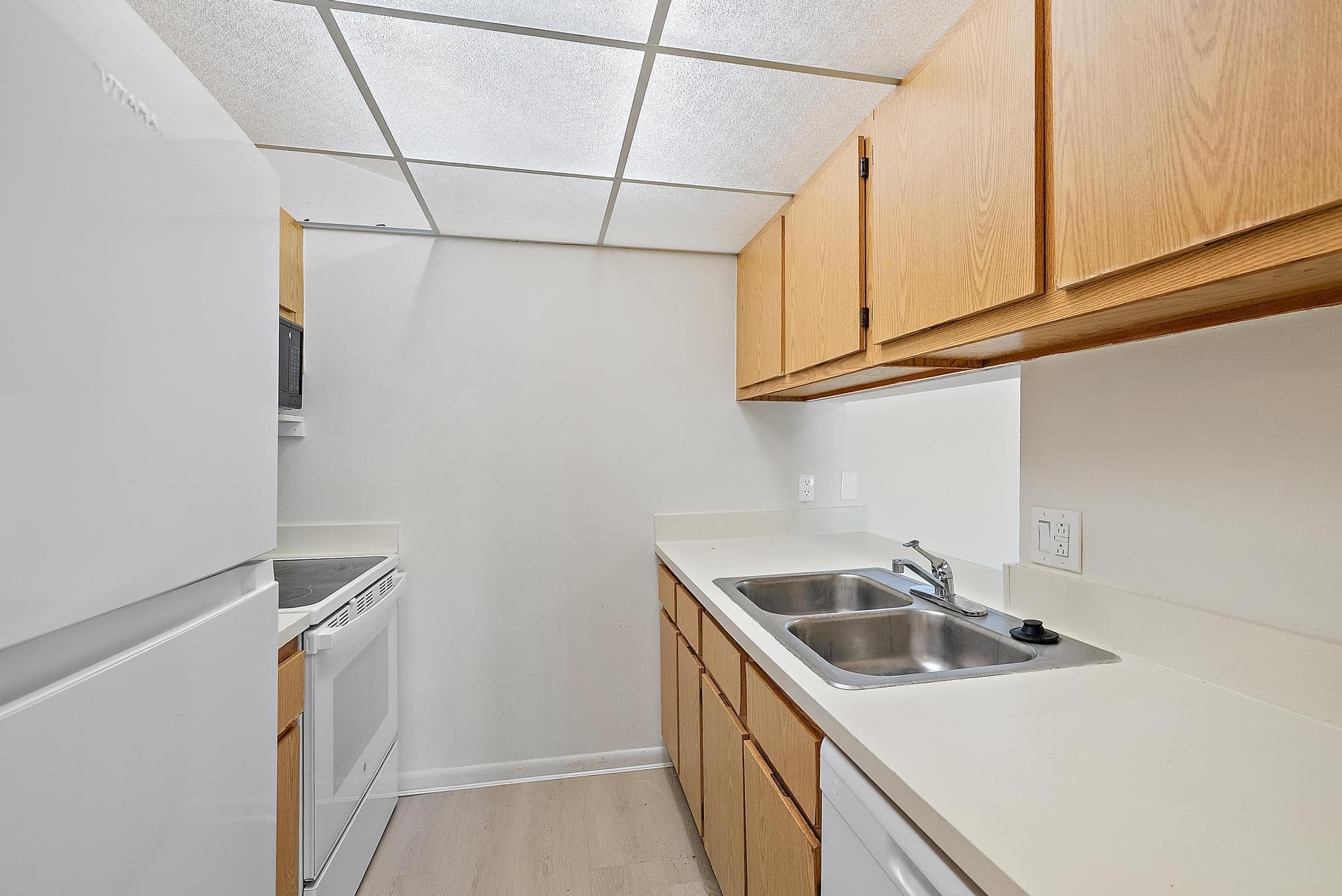 1790 Abbey Road 203, West Palm Beach, FL 33415 — photo 5 of 13